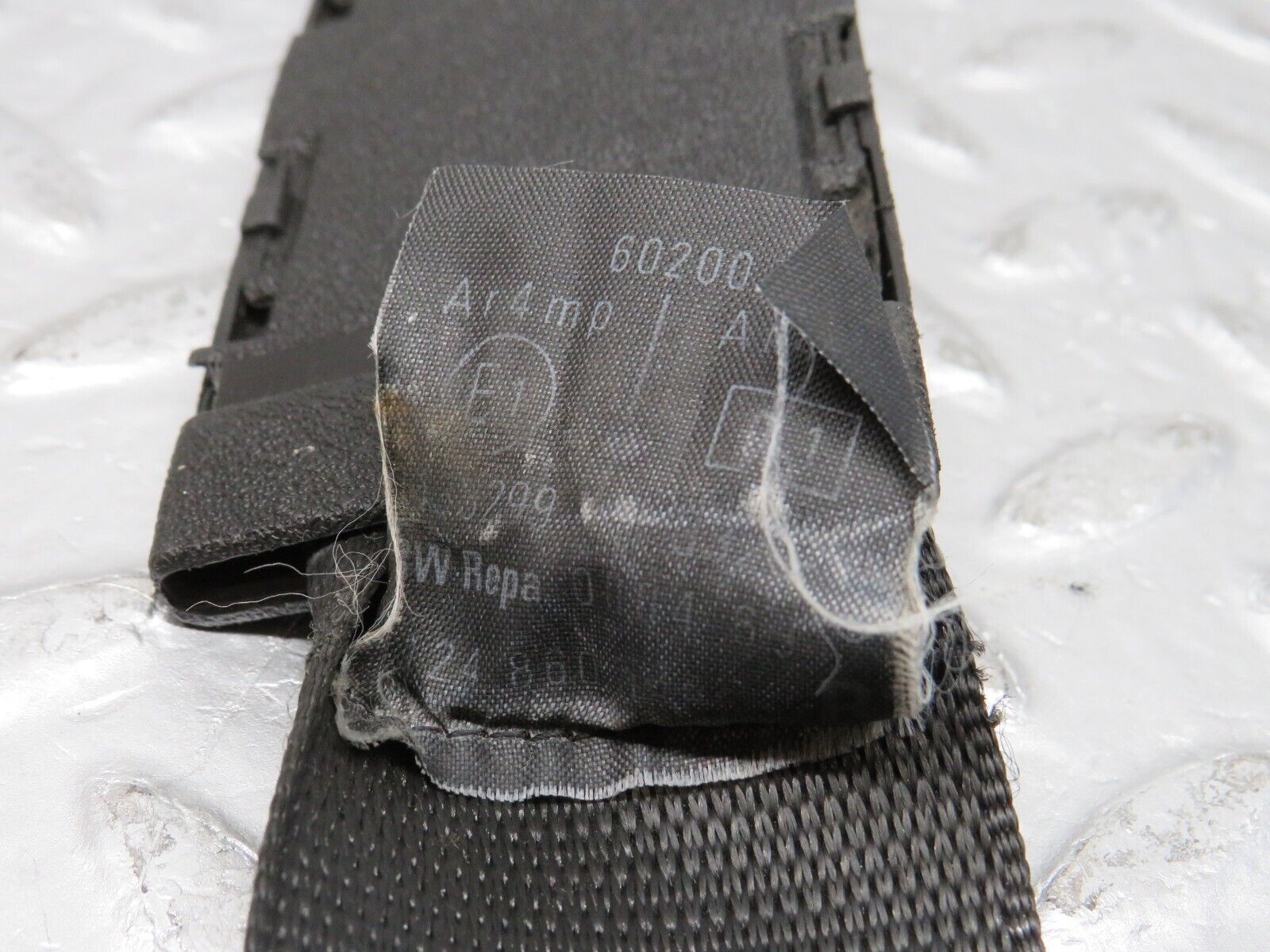 38000 Mercedes-Benz A124 320E Cabriolet Front Right Seat Belt With Buckle 1248606669