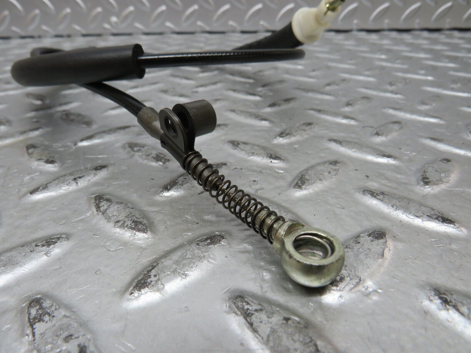 27804 Mercedes-Benz S124 300TE Wagon Gearbox Cable Wire 1242600351