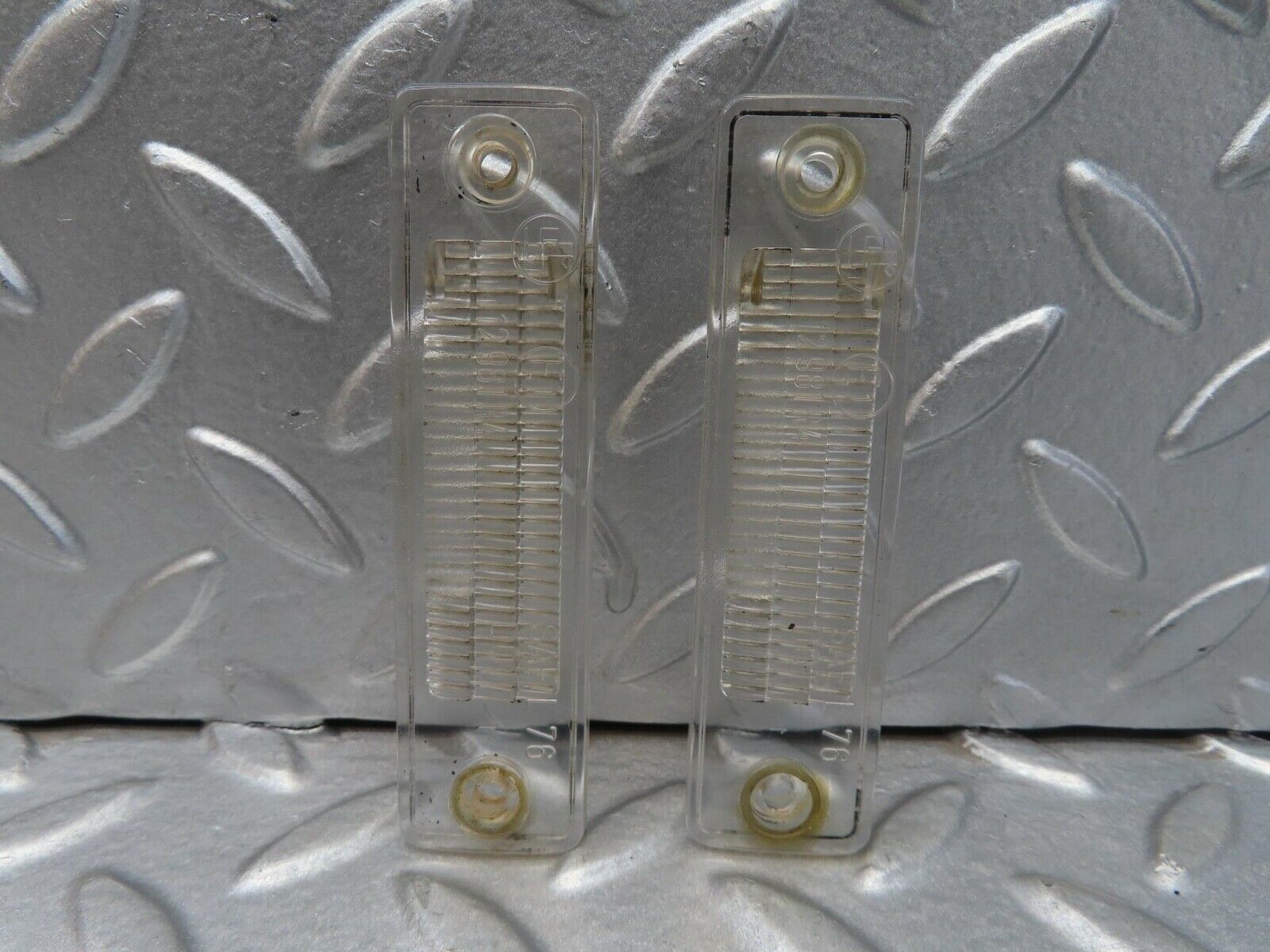 14141 Mercedes-Benz C107 280SLC number Plate Light Lenses