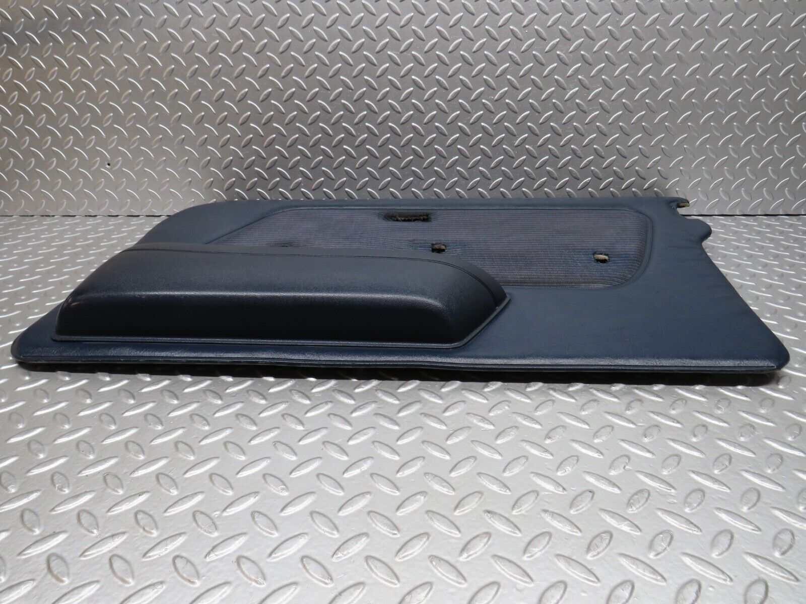 26764 Mercedes-Benz W123 240D Front Right Door Card Blue