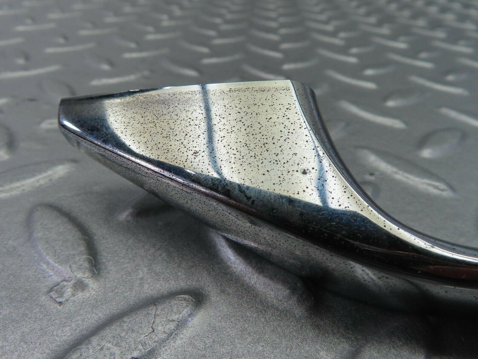 7827 Mercedes-Benz W115 220D Exterior Door Handle Front Left 1157600501