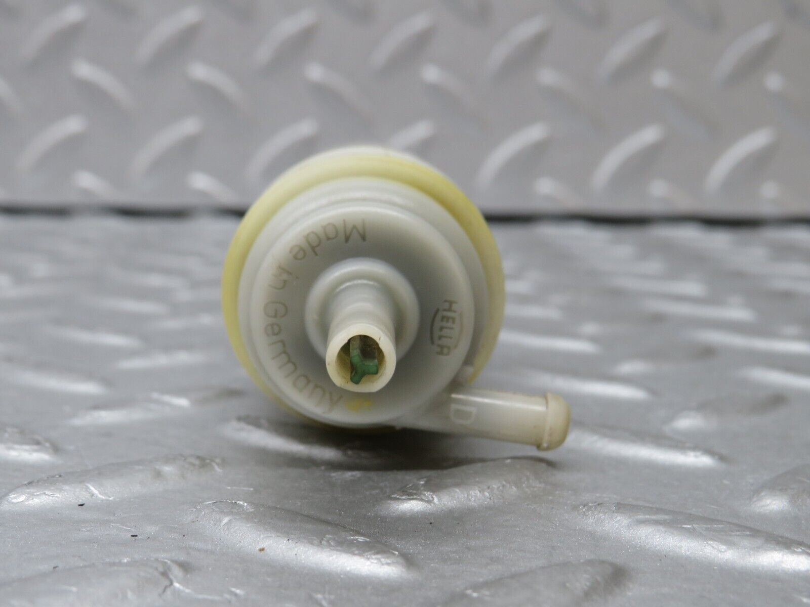 36116 Mercedes-Benz W126 420SE Windscreen Washer Pump Hella 1248690221