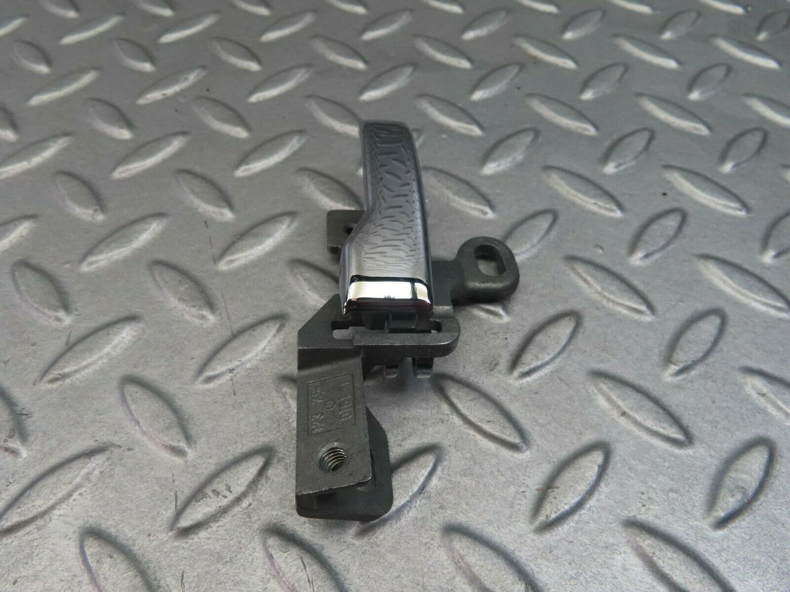 8278 Mercedes-Benz W123 Left Interior Door Handle 1237600161