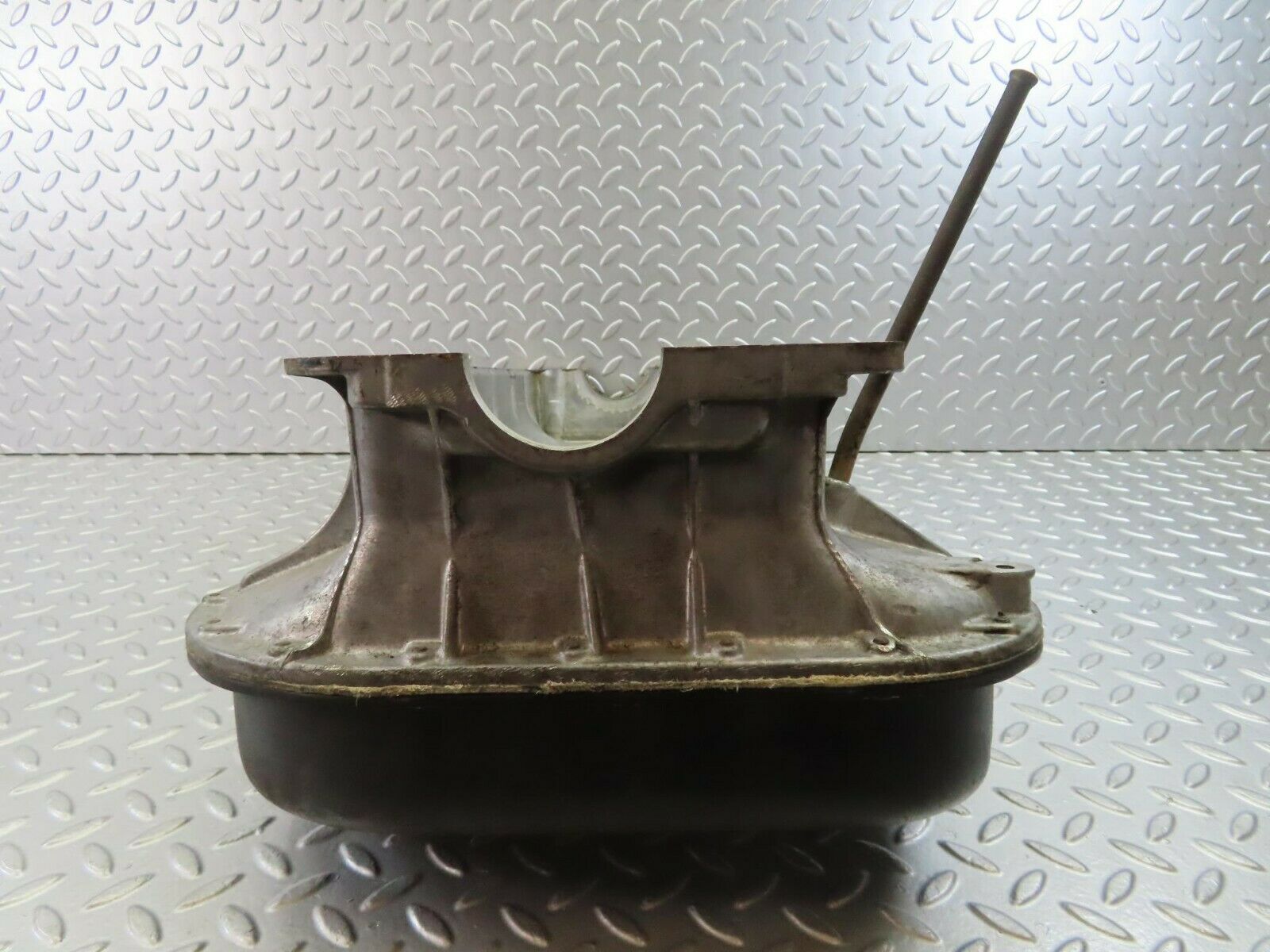 10191 Mercedes-Benz W108 Oil Pan Oil Sump 1080140302