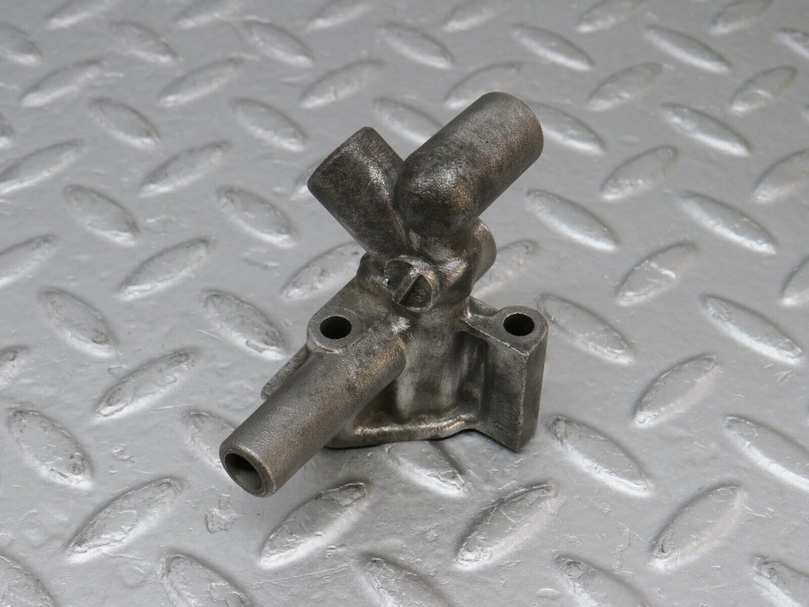 36580 Mercedes-Benz W201 190E 2.0L Idle Control Valve 1020941212