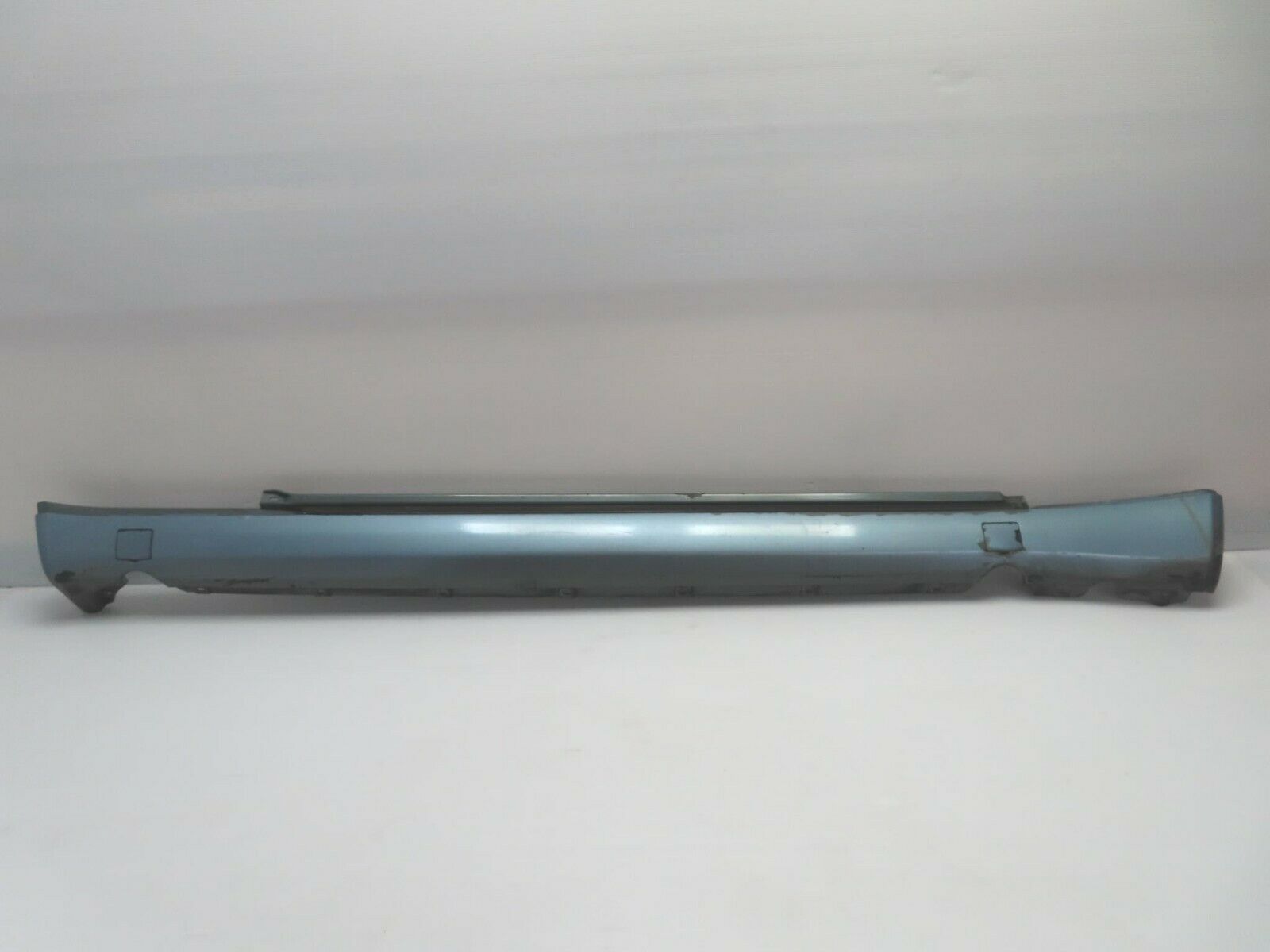 9505 Mercedes-Benz C124 300CE Coupe Side Skirt Right Side 1246901240