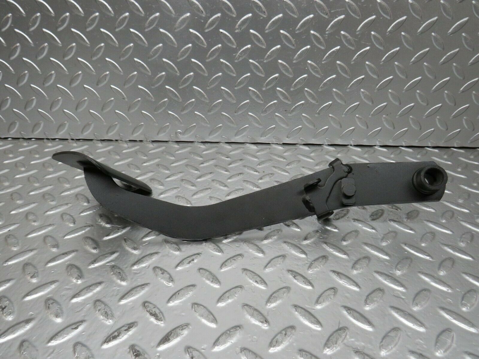 24243 Mercedes-Benz S124 220TE Wagon Brake Pedal