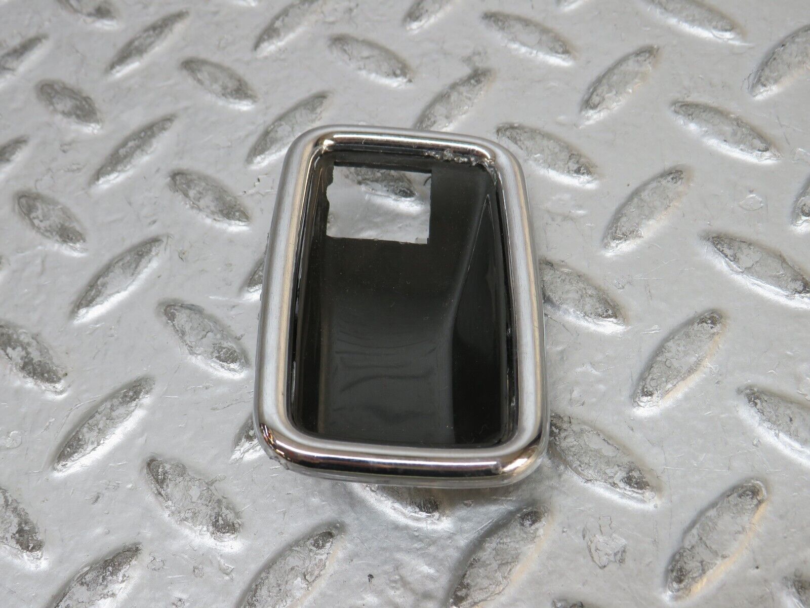 28811 Mercedes-Benz W123 230E Chrome Frame For Door Opener Left 1087660511