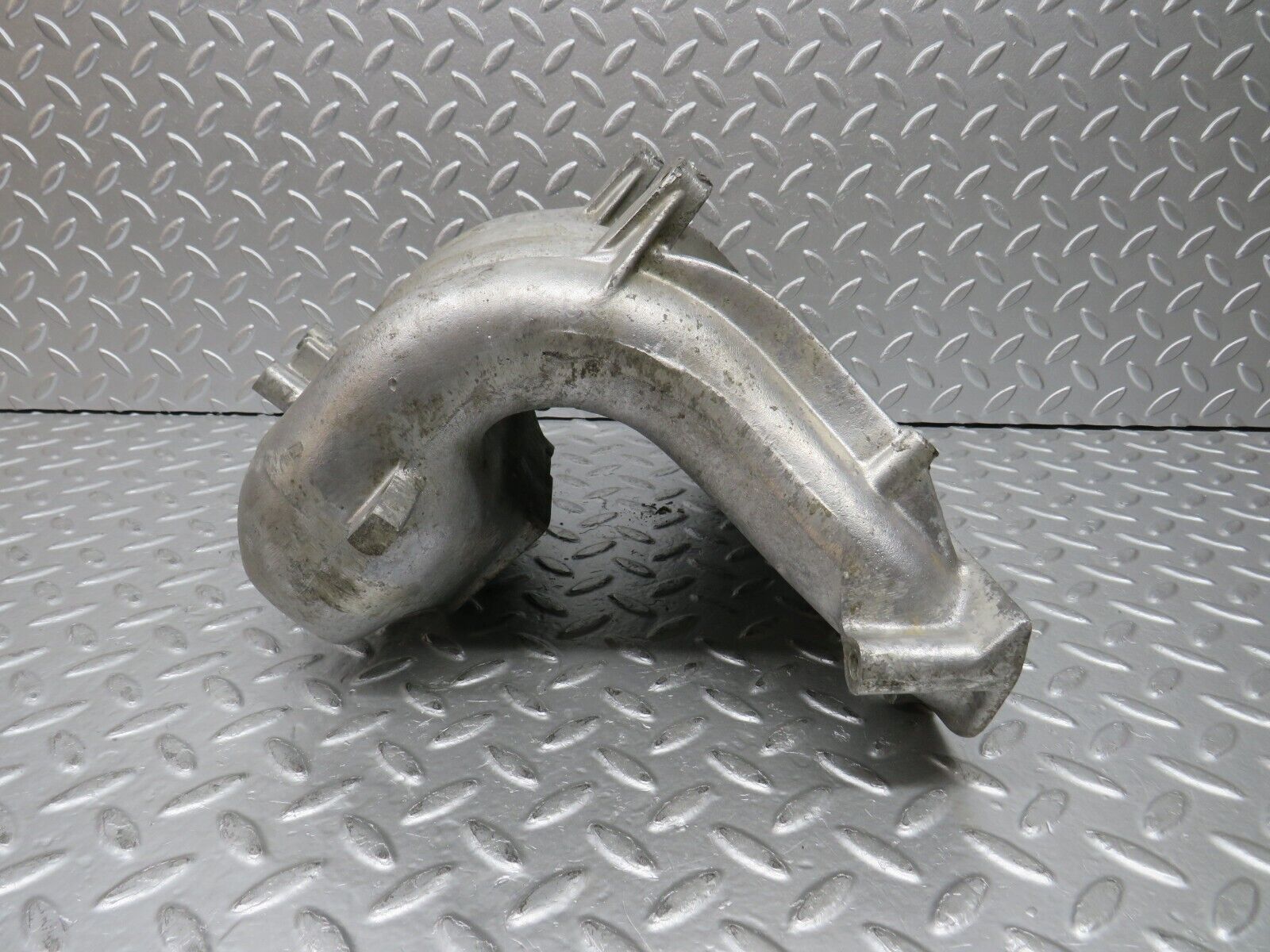 30150 Porsche 924 Intake Manifold 477133221