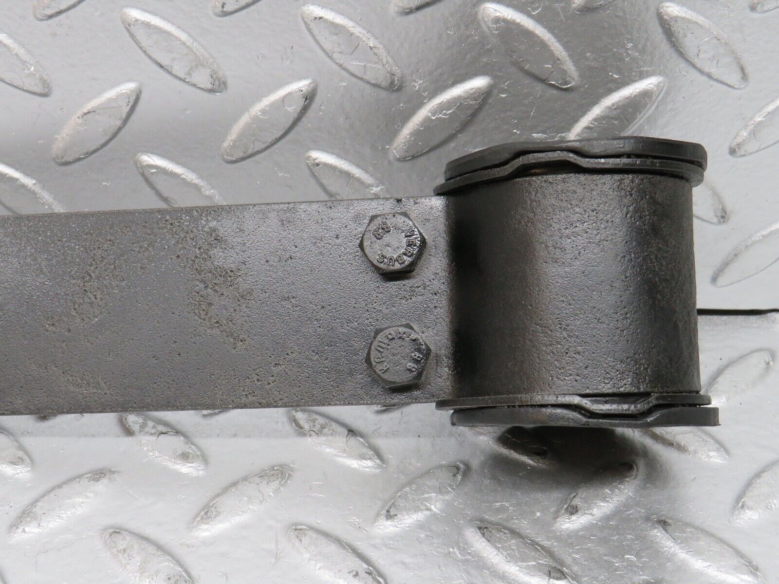 0378 Mercedes-Benz W108 280SE Stabilizer Bar Mounting Front Axle