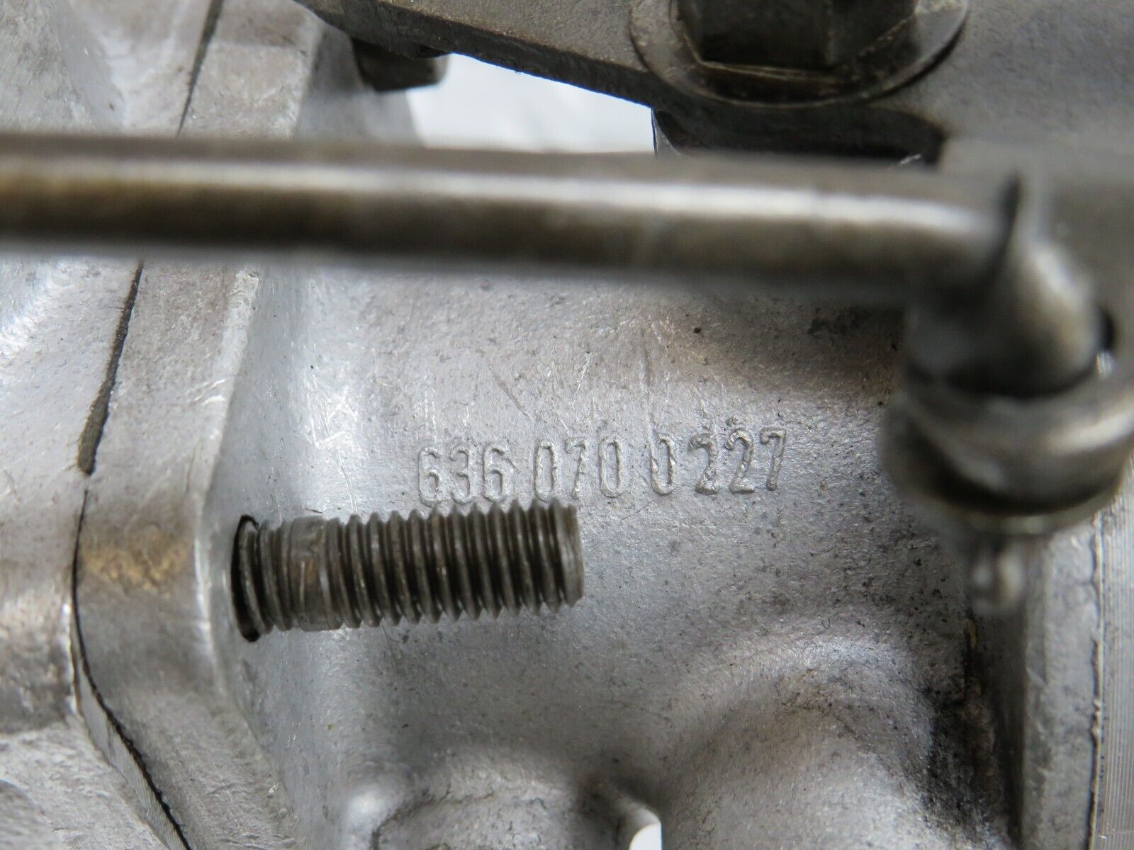 0261 Mercedes-Benz W120 Ponton Throttle Body And Intake Manifold 6360700227