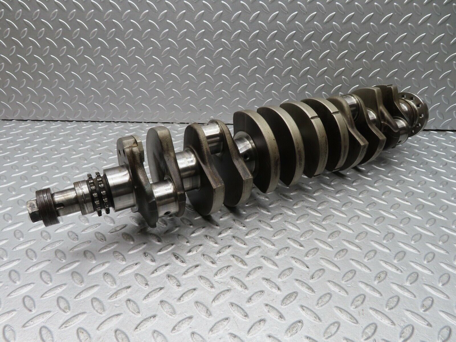 16995 Mercedes-Benz C123 280CE Coupe Crankshaft 1100310701