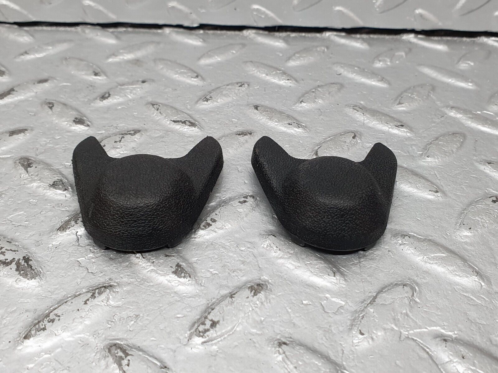 41252 Mercedes-Benz W126 300SE Seat Belt Cover Pair 1248680230