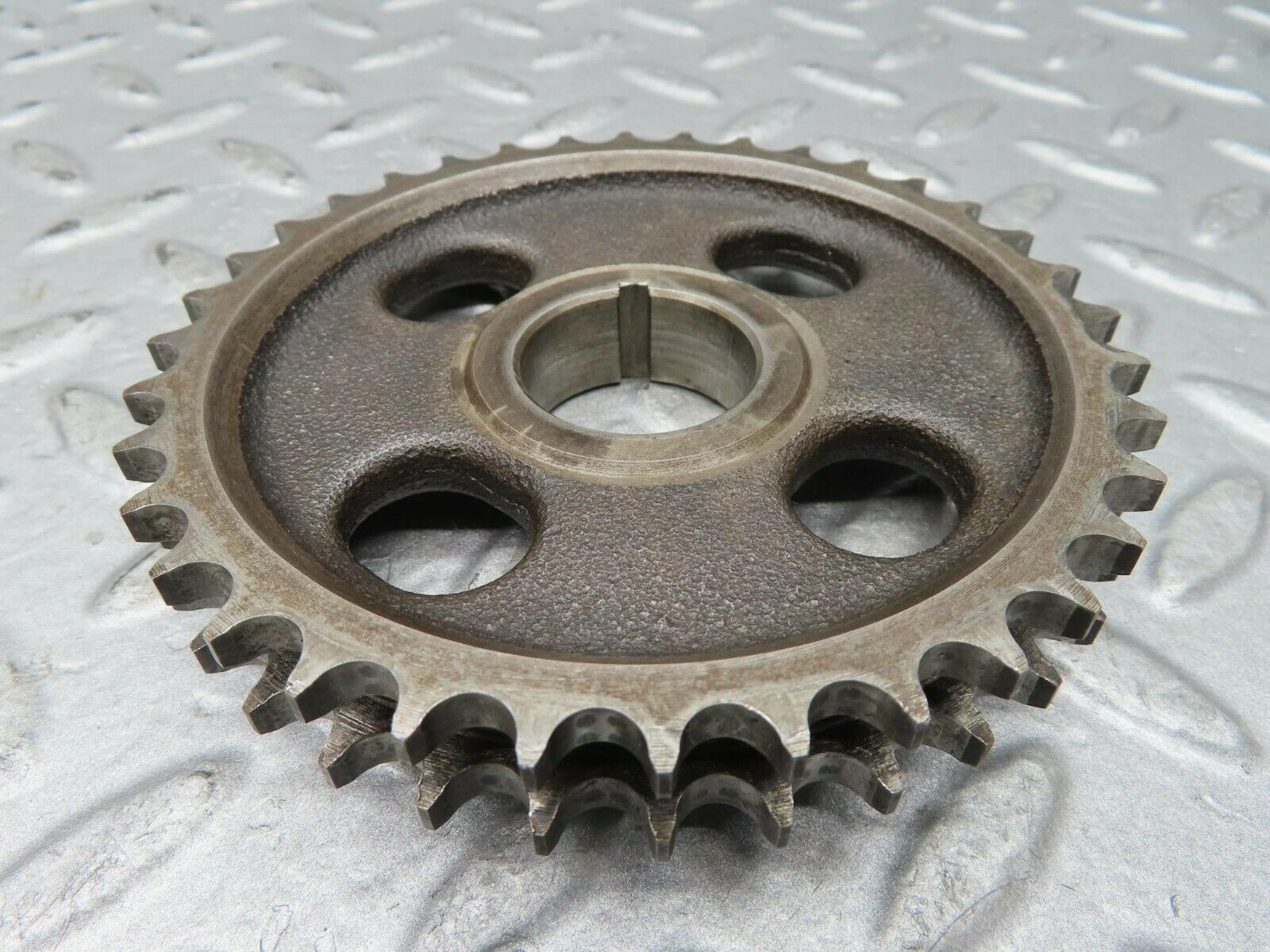16692 Mercedes-Benz C107 380SLC Camshaft Timing Gear 1160520601