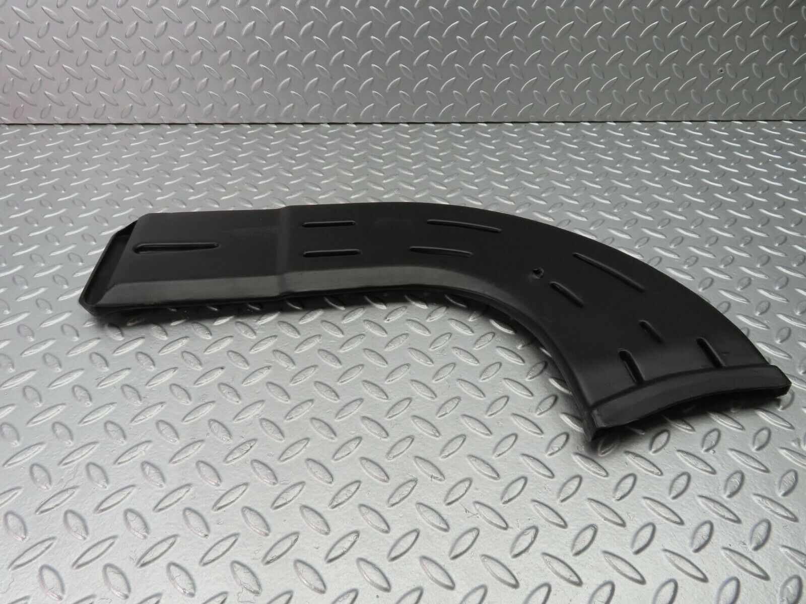 9903 Mercedes-Benz C123 230CE Coupe Heating Air Duct Right Side 1238311046