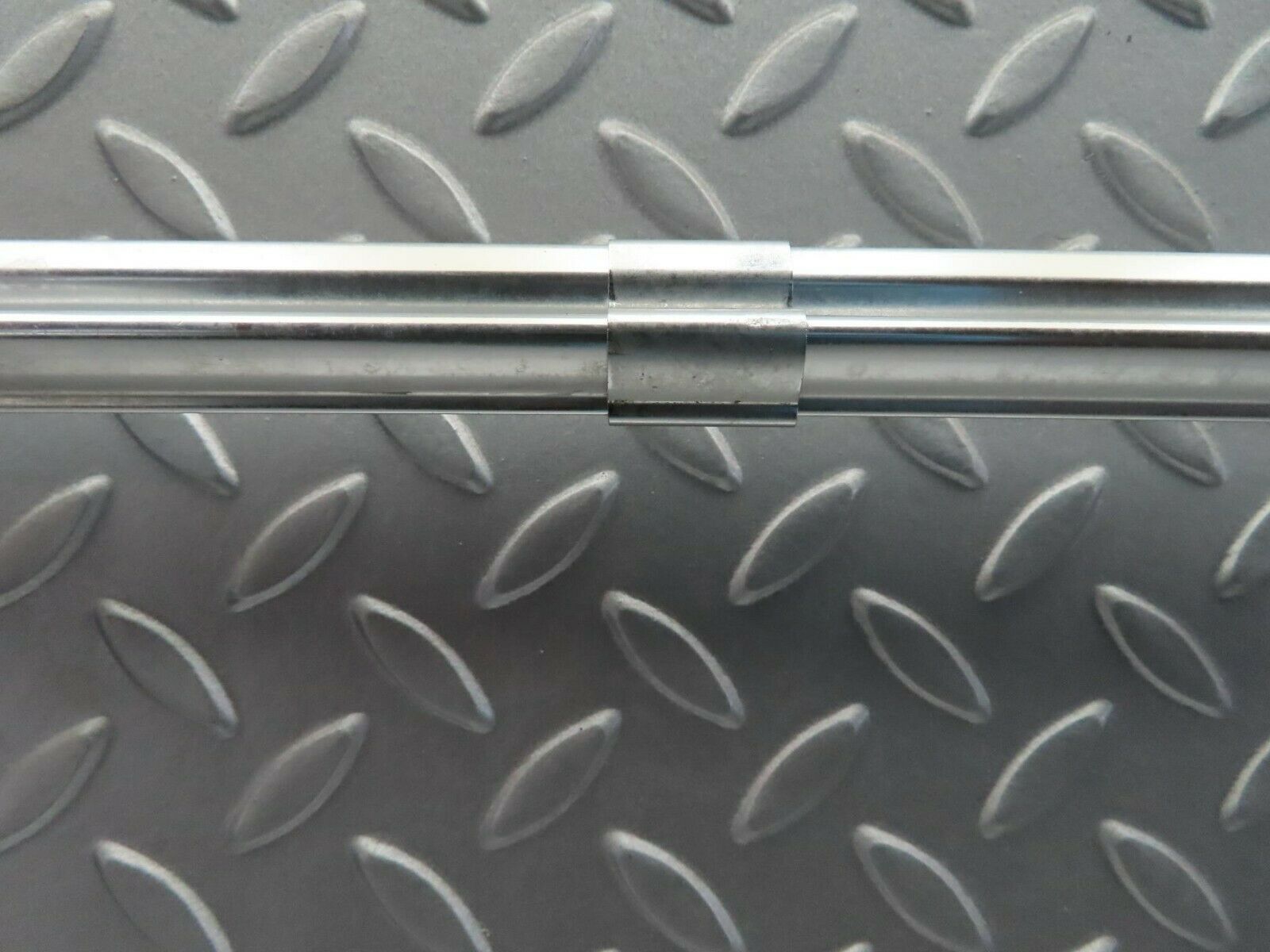 10142 Mercedes-Benz C123 230CE Coupe Rear Windscreen Chrome Trim