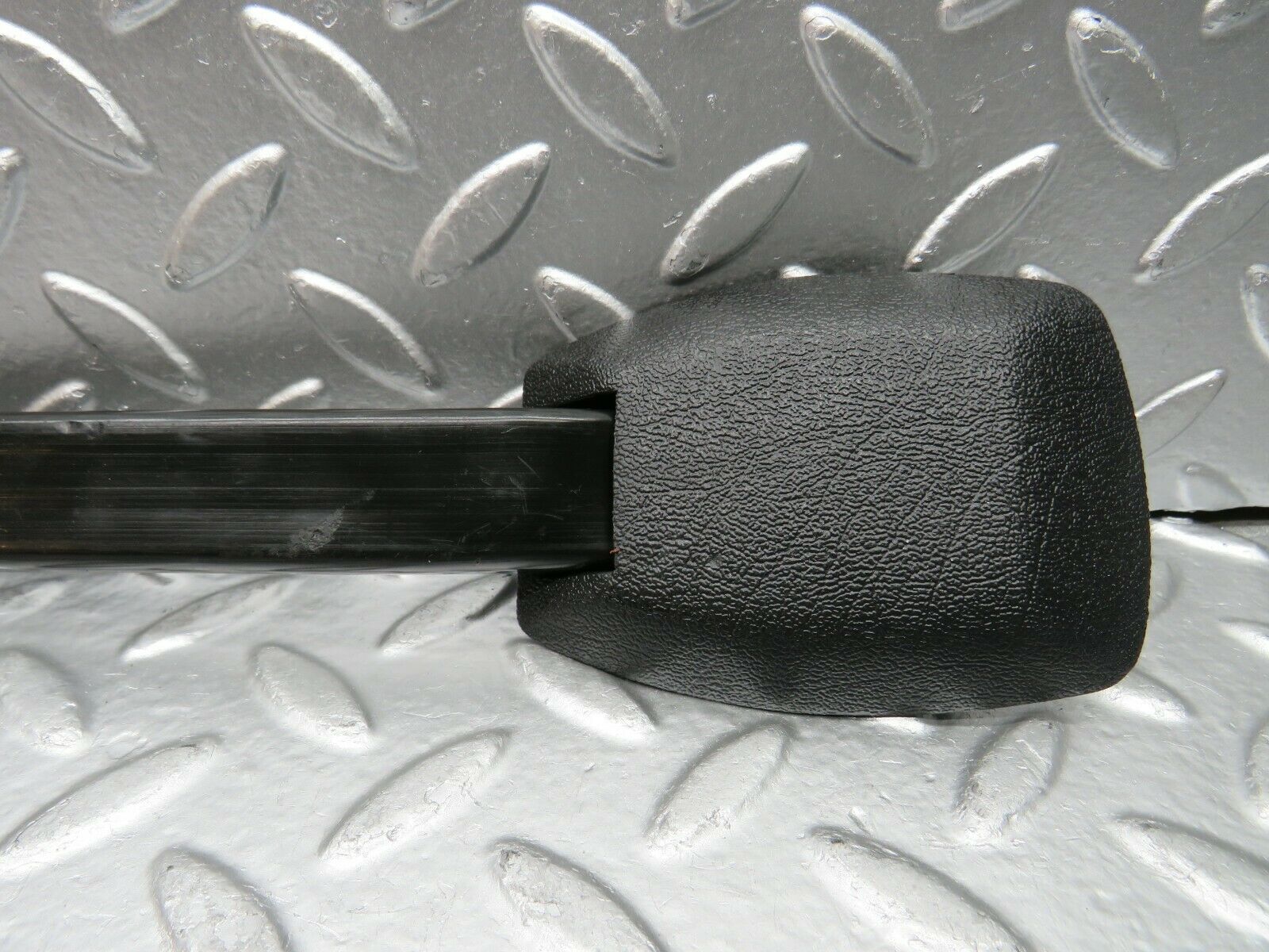 22591 Mercedes-Benz C124 E220 Coupe Seat Belt Runner Right Side