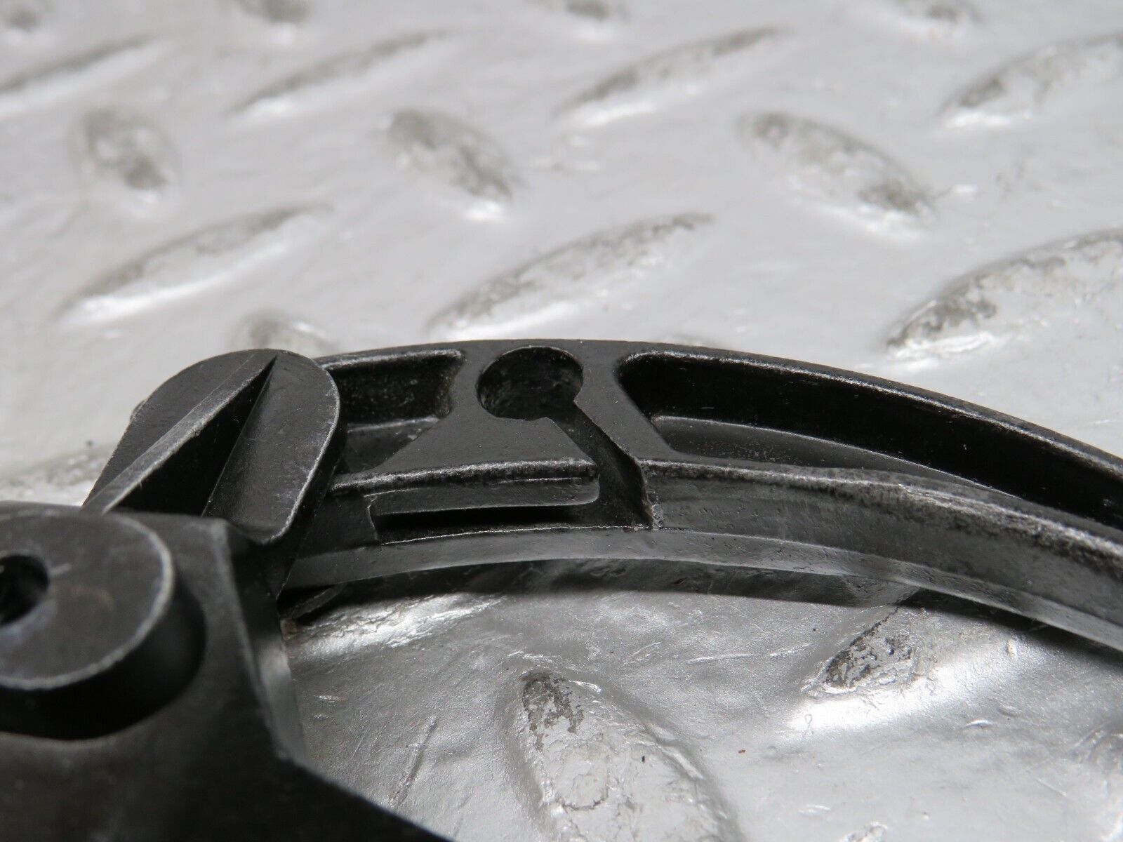 31997 Mercedes-Benz W123 230E Hood Opener Bonnet Opener Release