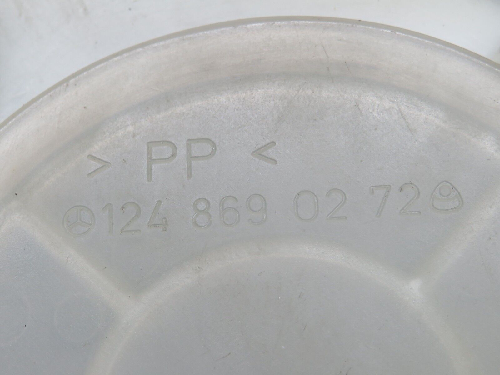 30434 Mercedes-Benz W124 230E Windscreen Washer Fluid Reservoir 1248691020