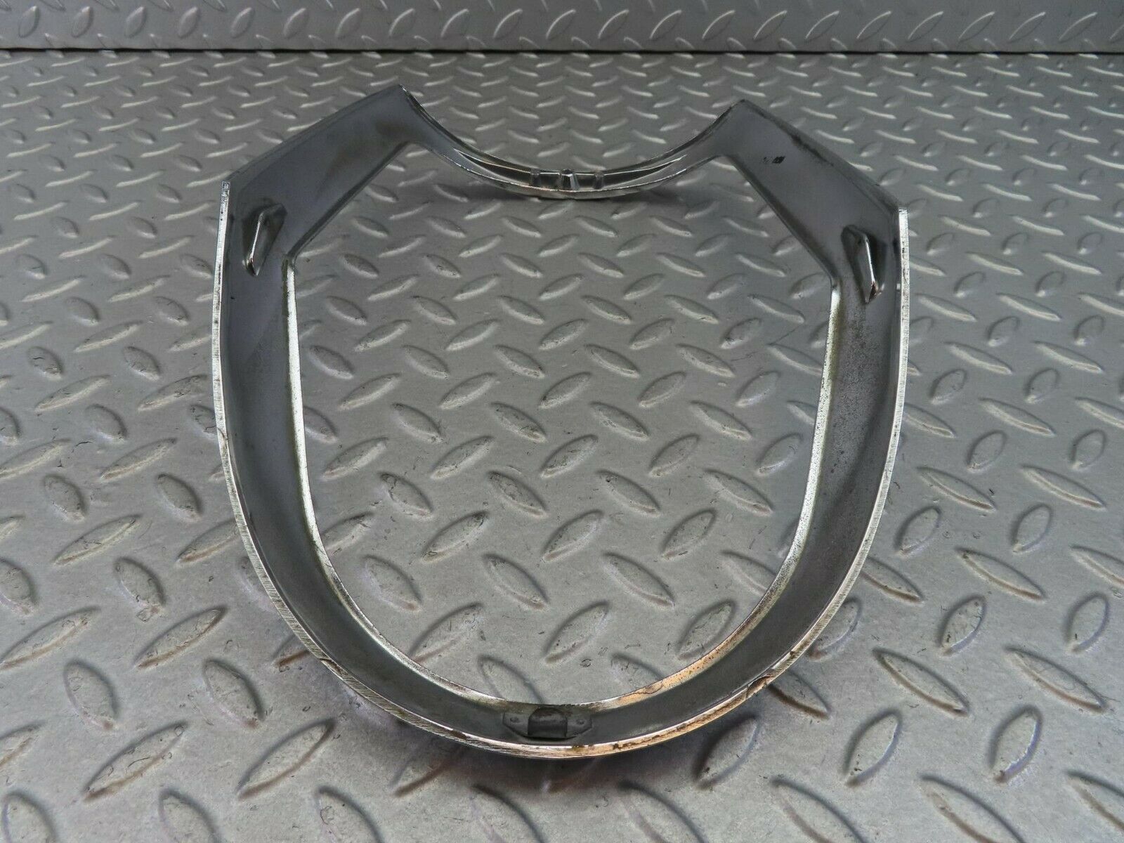 8127 Mercedes-Benz W108 Headlight Chrome Frame