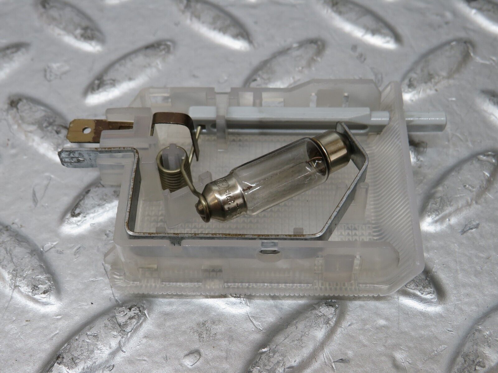 26531 Mercedes-Benz C124 220CE Coupe Glove Box Light 1298200301