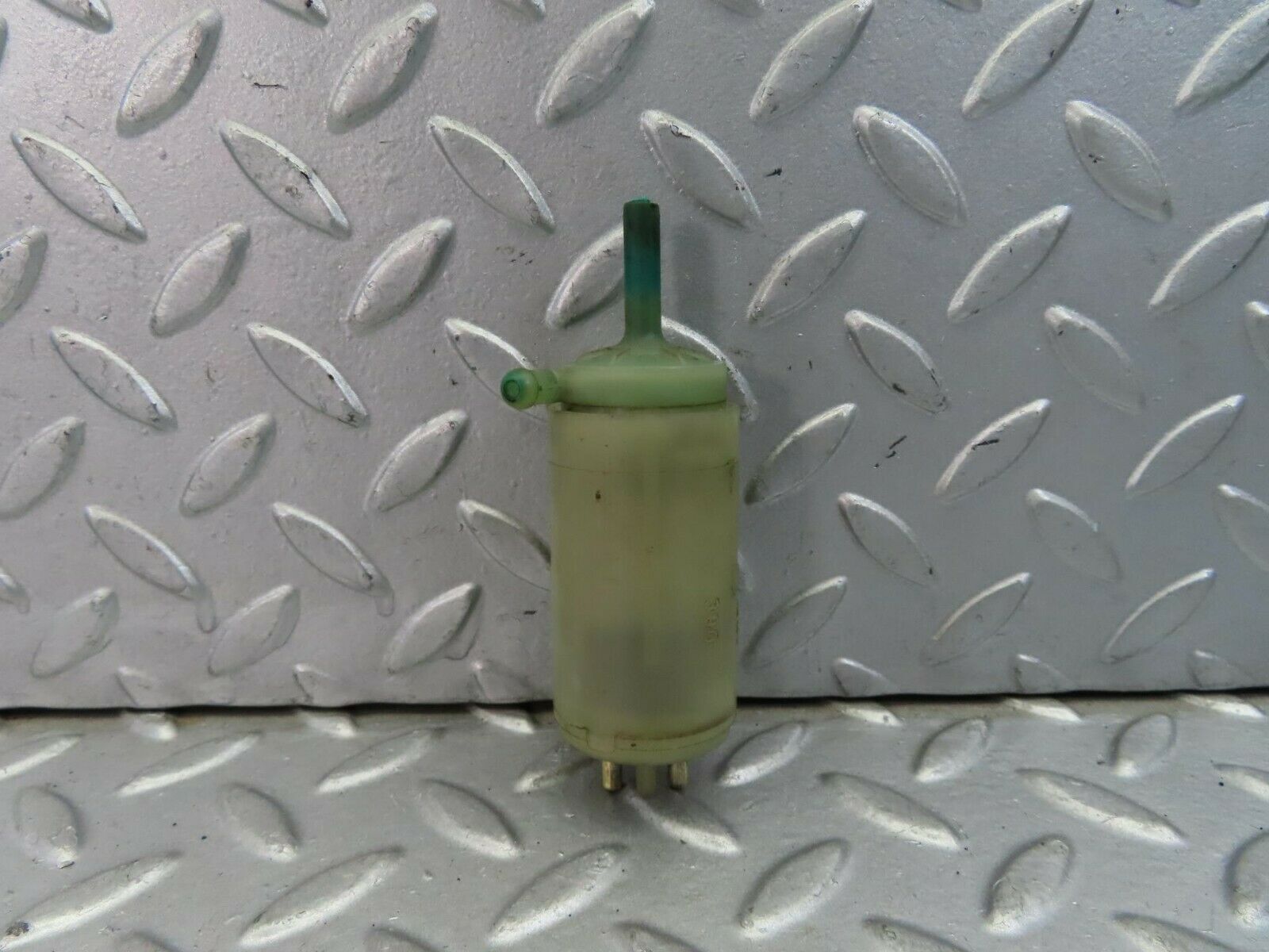 9772 Mercedes-Benz C123 280CE Coupe Windscreen Washer Pump