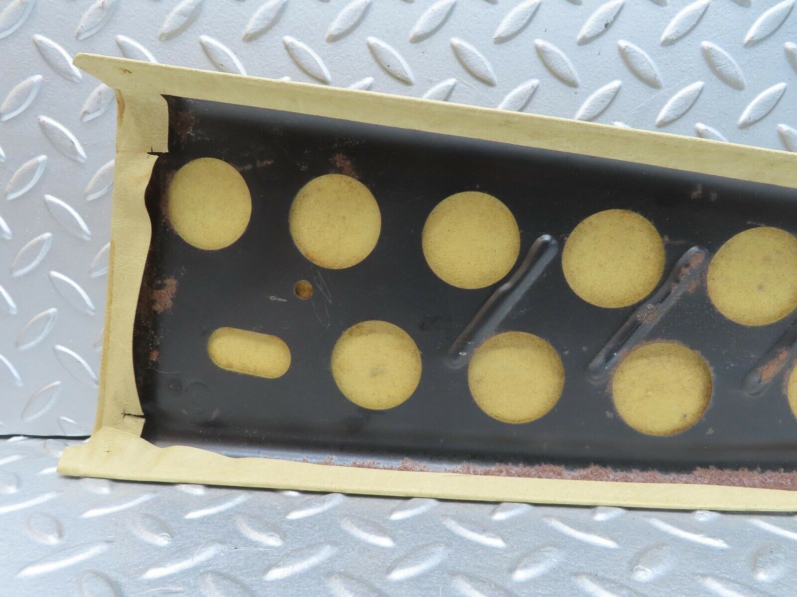 13477 Mercedes-Benz W123 200 B Pillar Cover Right Side Cream