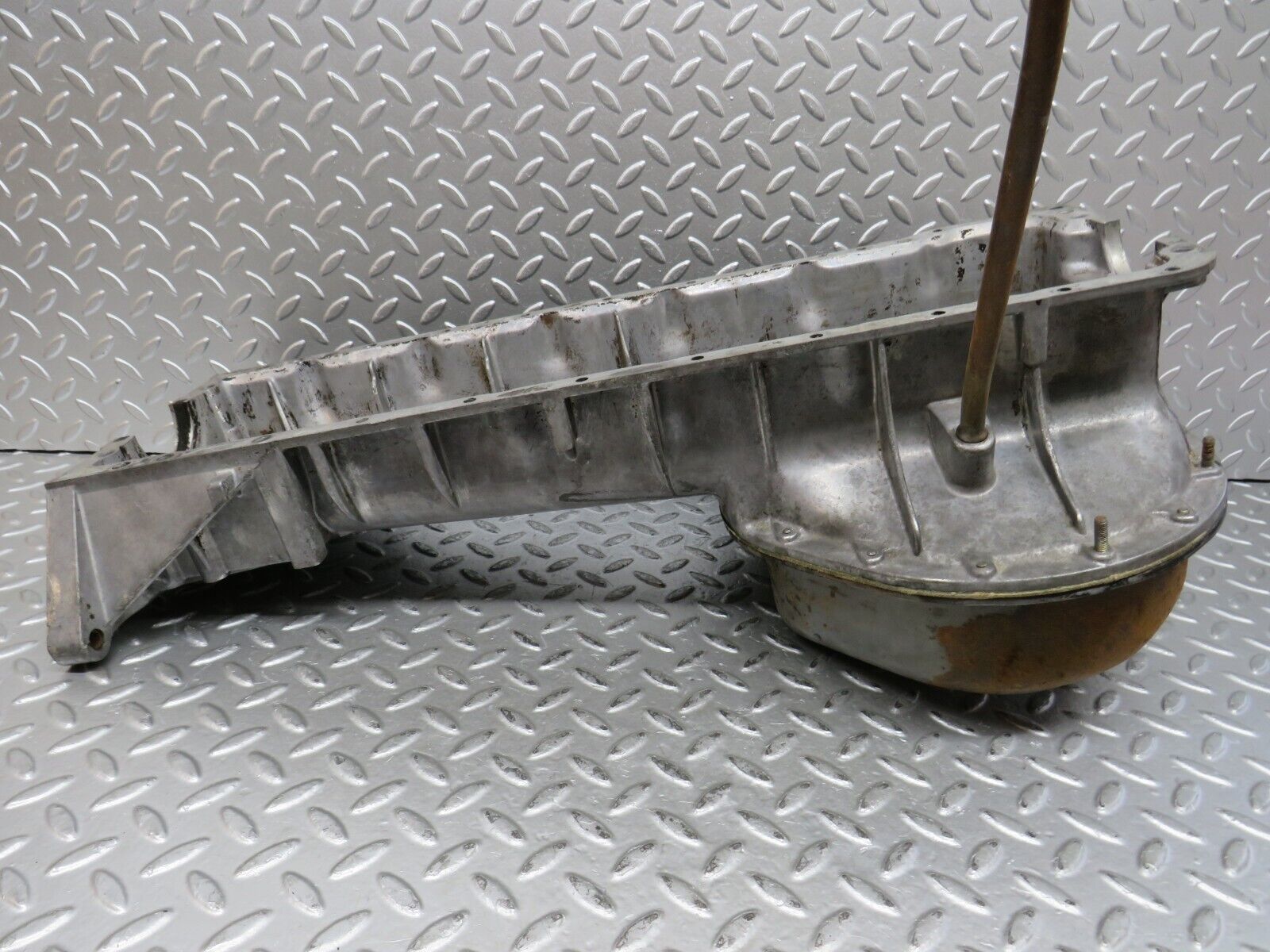 28172 Mercedes-Benz W123 280E Oil Pan Oil Sump 1100140702