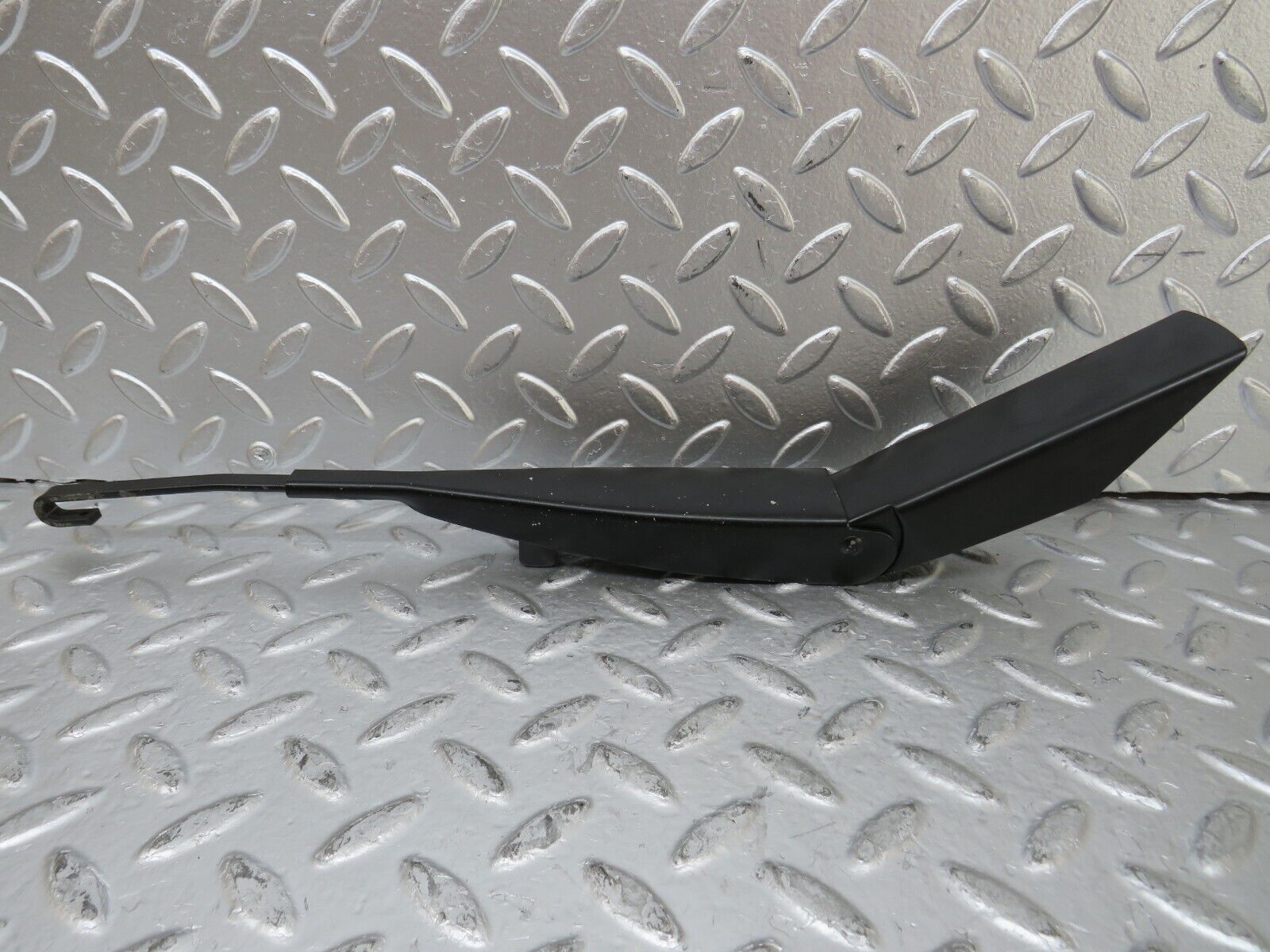 25968 Mercedes-Benz W124 280E Wiper Arm