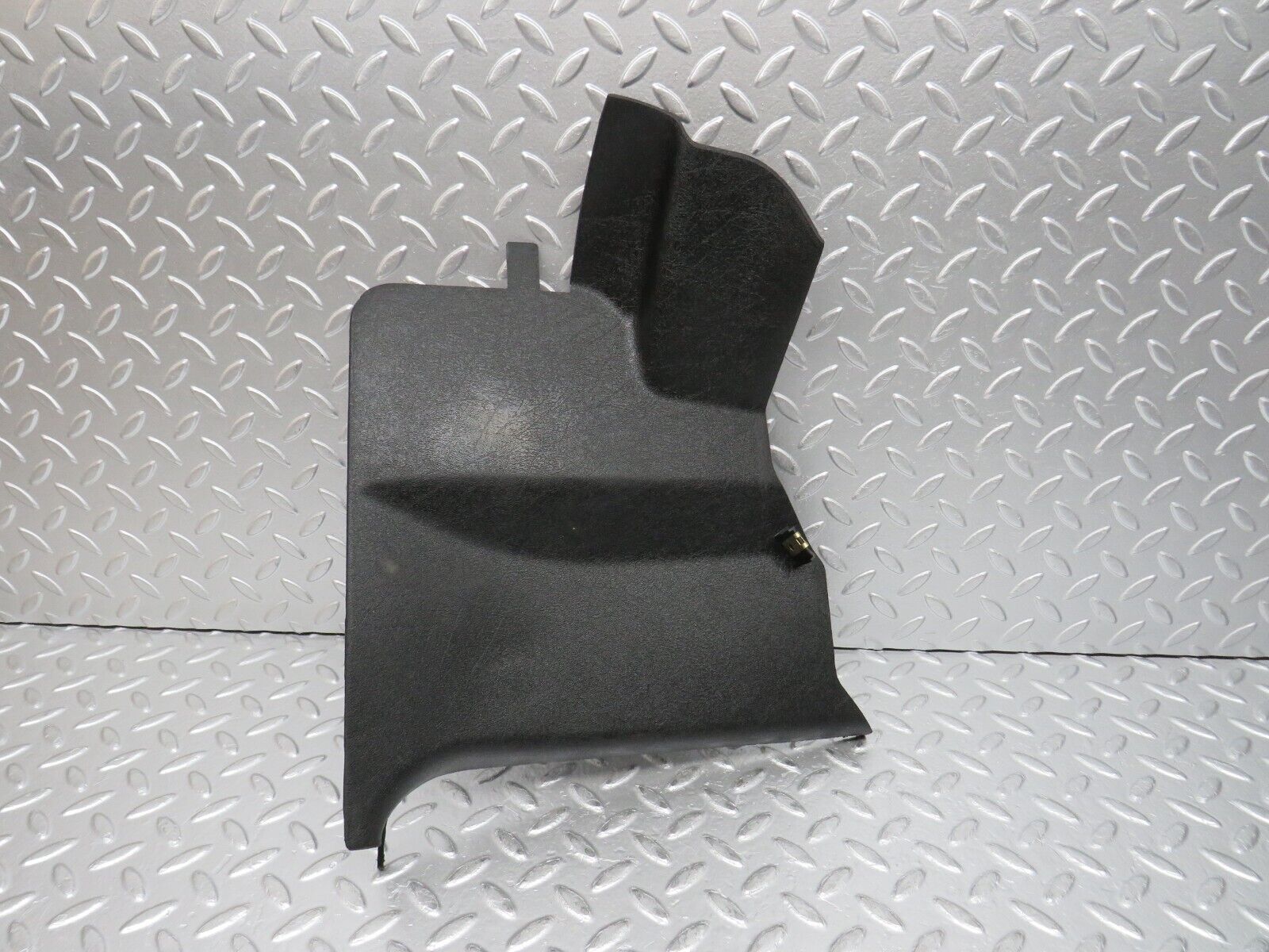 31665 Mercedes-Benz W201 190LE 1.8L Kick Panel Right Black 2016880606