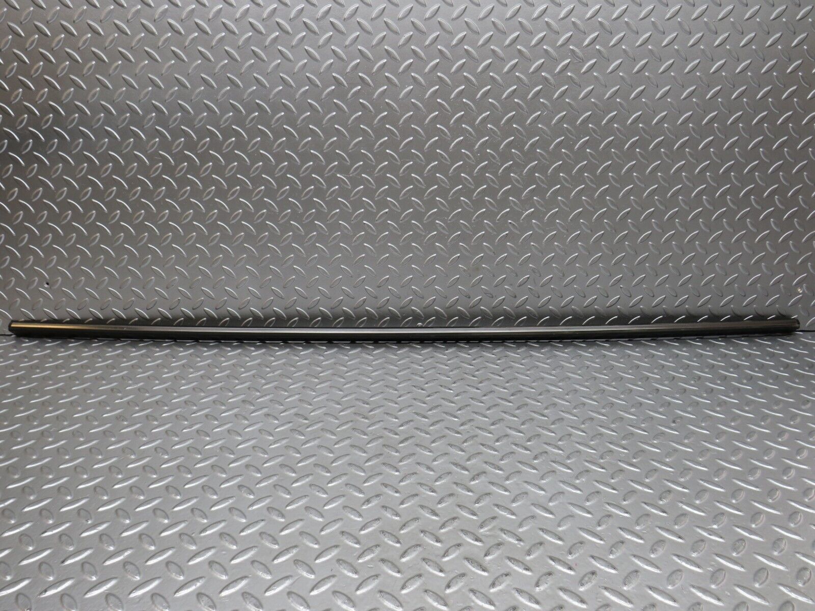 27961 Mercedes-Benz W123 280E Trunk Boot Lid Chrome Moulding Trim