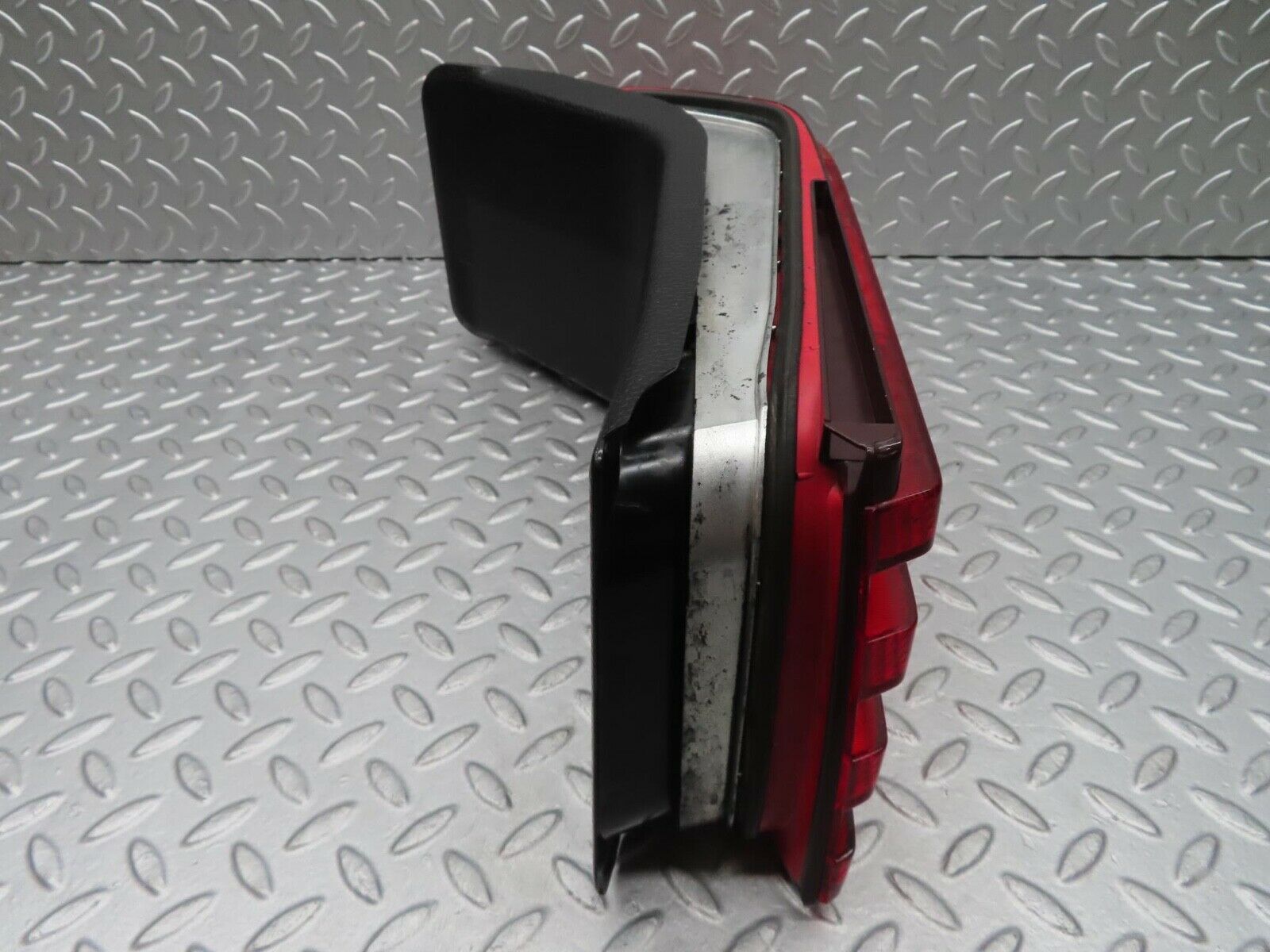 12034 Mercedes-Benz R129 300SL Coupe Rear Right Tail Light