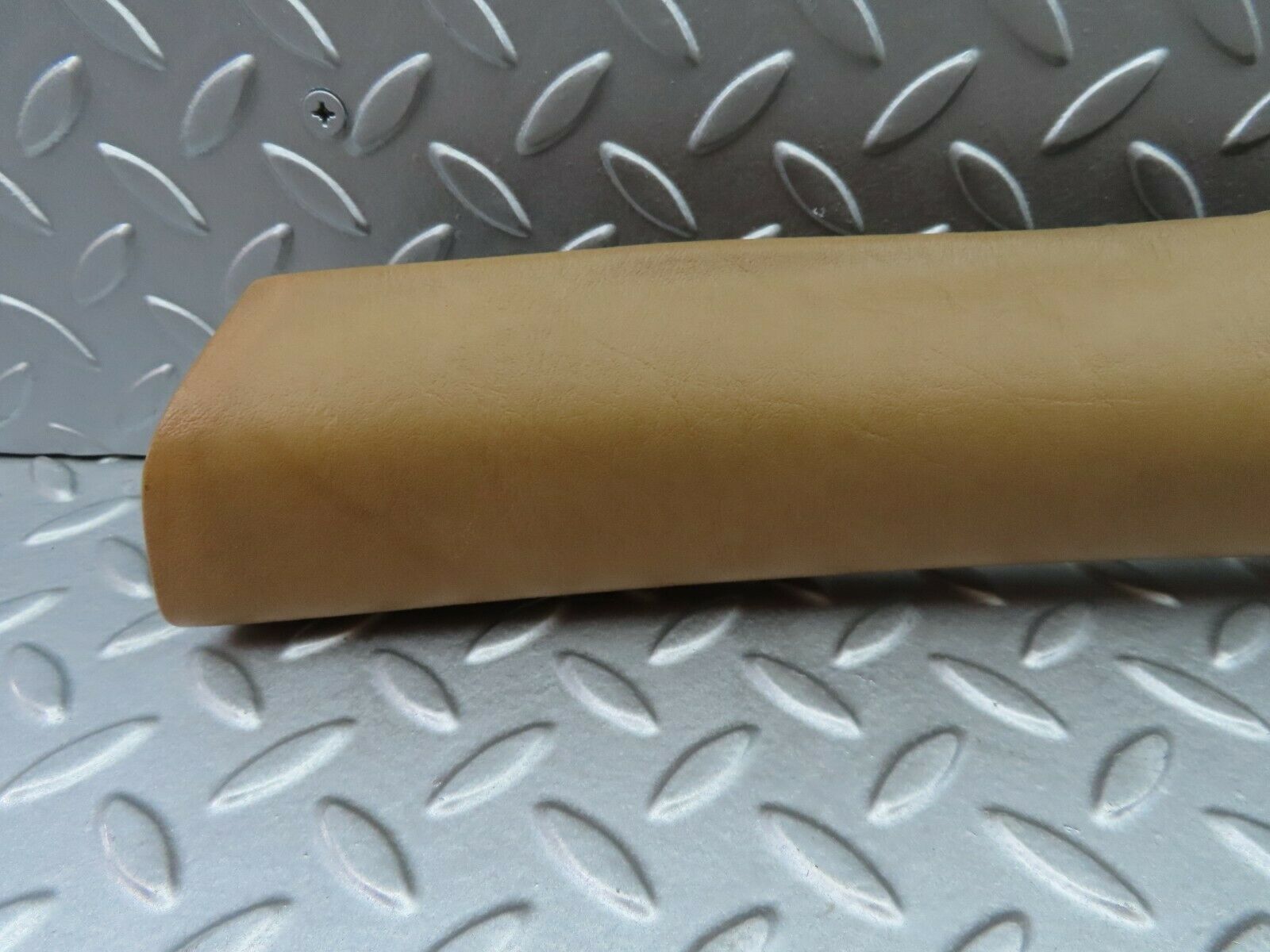 6136 Mercedes-Benz W126 380SE A Pillar Cover Left Side