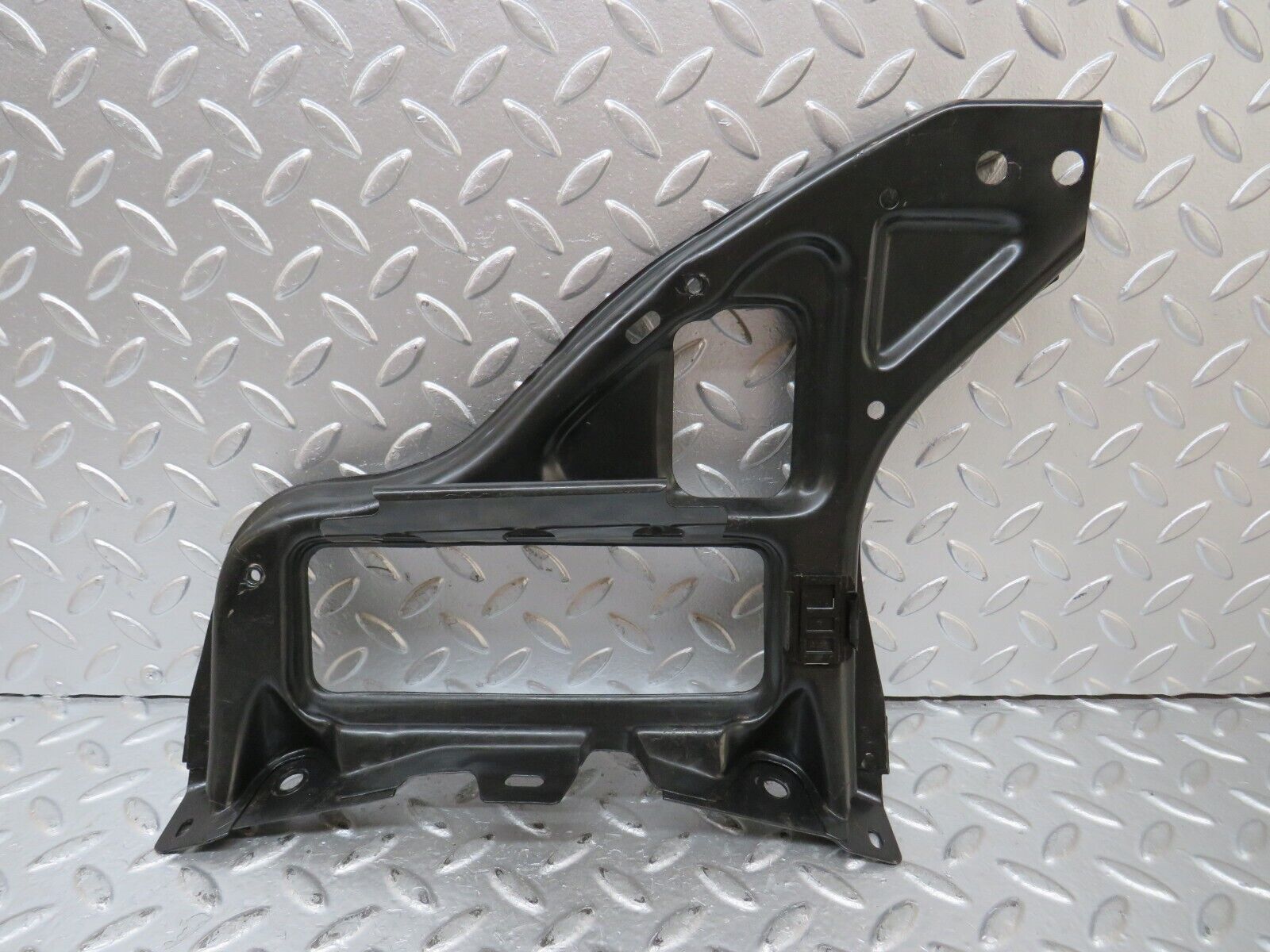 26304 Mercedes-Benz W116 450SE Heater Blower Box Bracket Holder