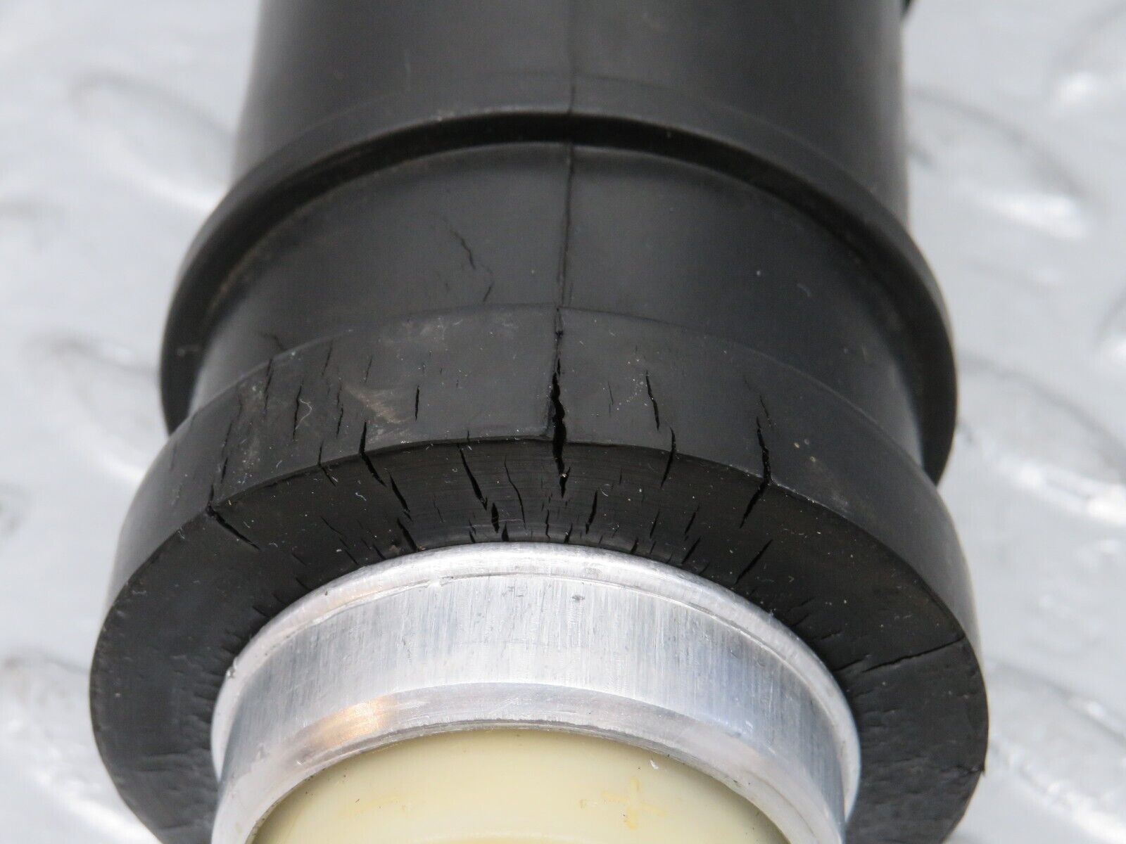 38843 Mercedes-Benz W201 190E 2.6L Fuel Pump