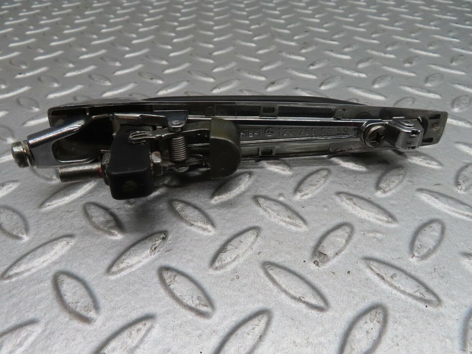 13866 Mercedes-Benz W123 200 Exterior Chrome Door Handle Rear 1237600359