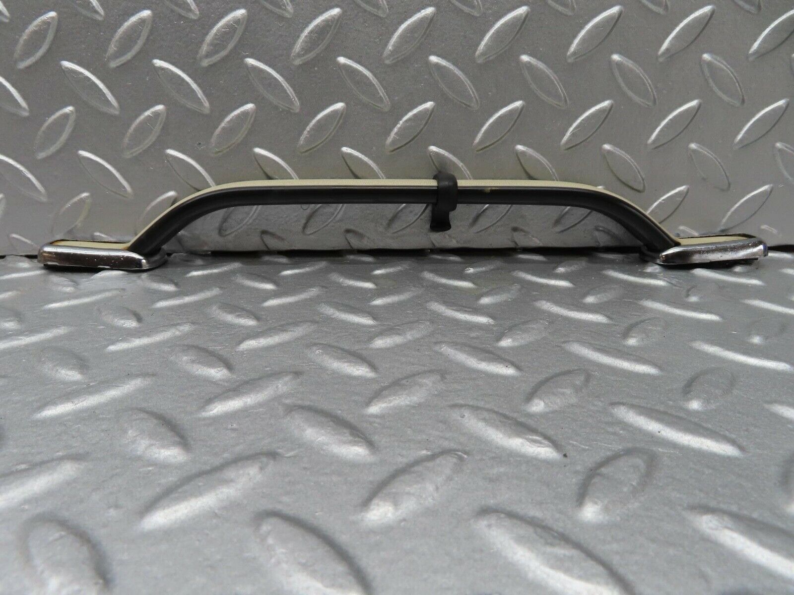 14014 Mercedes-Benz C107 280SLC Rear Left Interior Roof Grab Handle