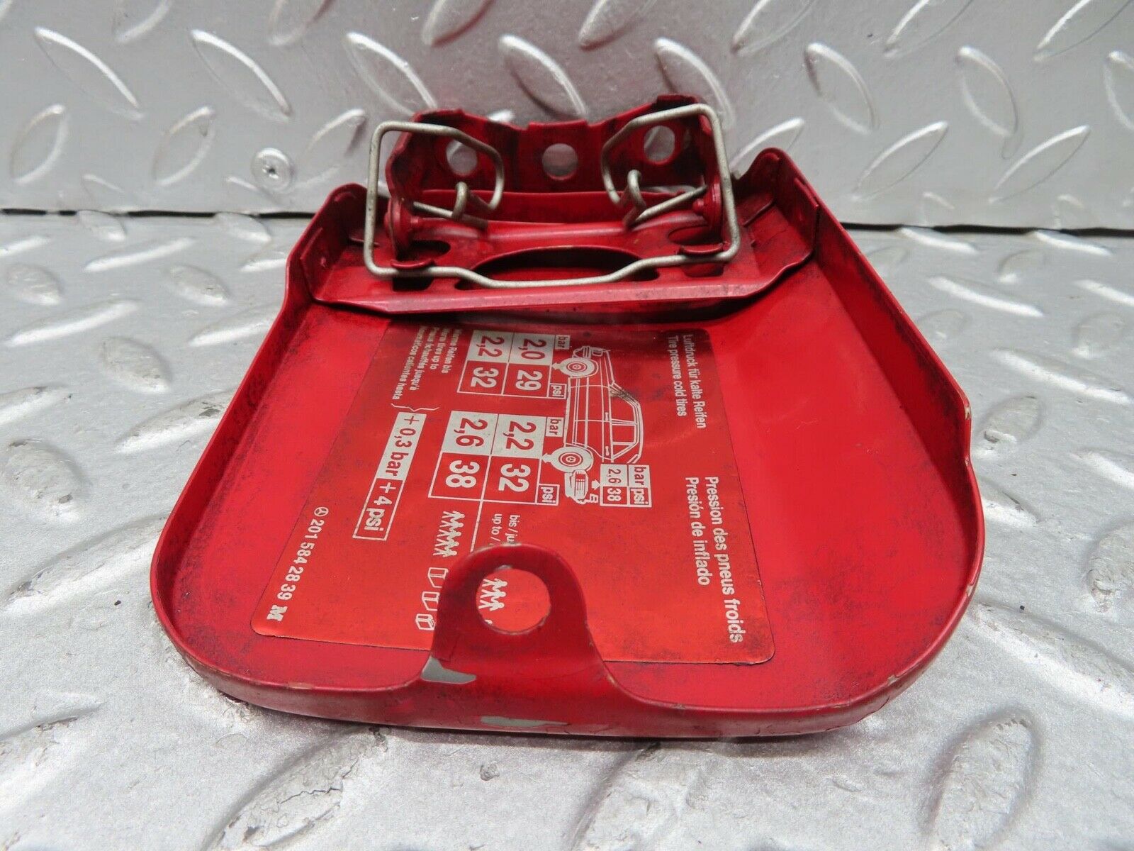 14604 Mercedes-Benz W201 190E Fuel Tank Flap Cap 2015842839