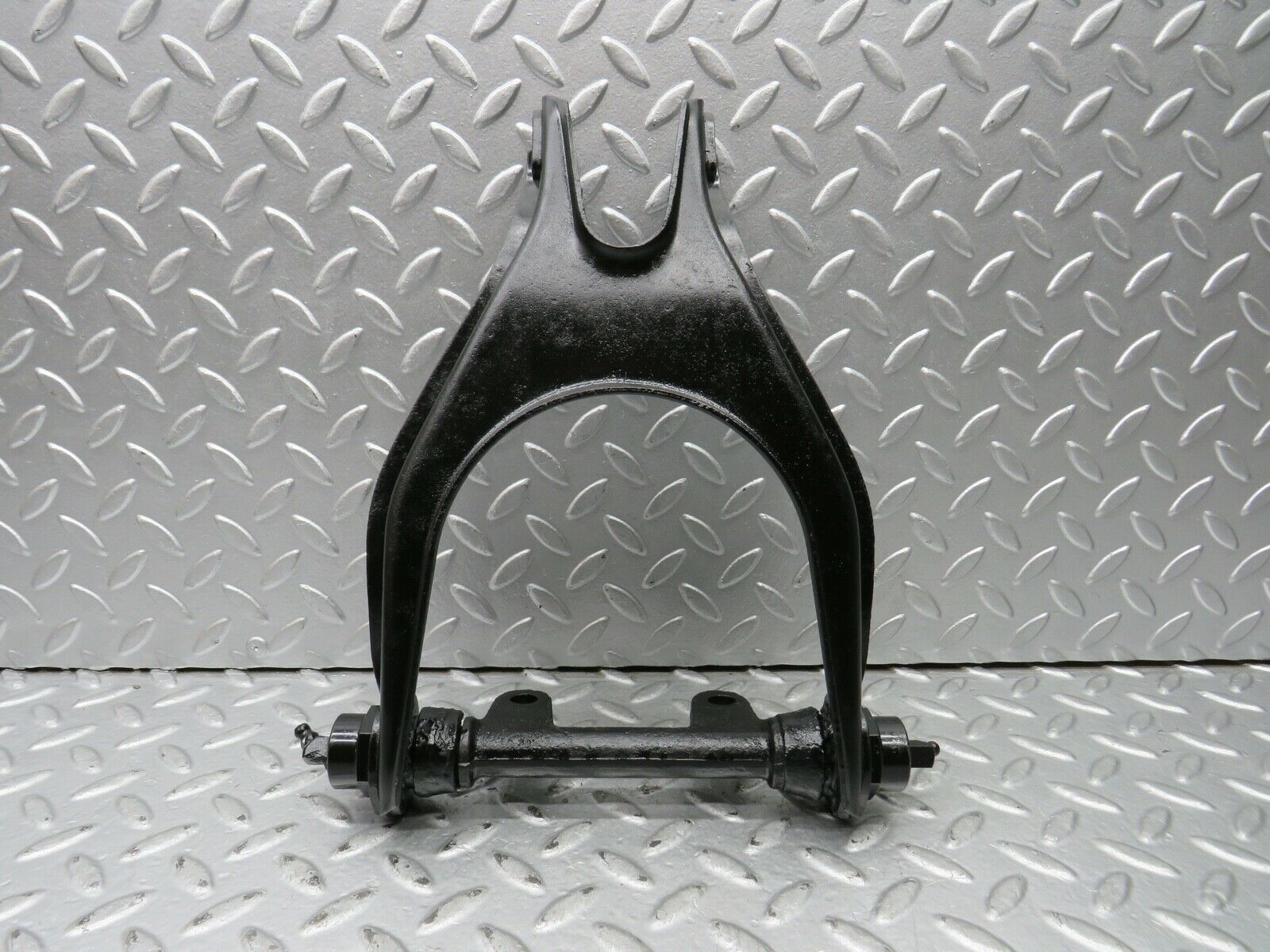 21936 Mercedes-Benz W121 190b Ponton Front Left Upper Control Arm