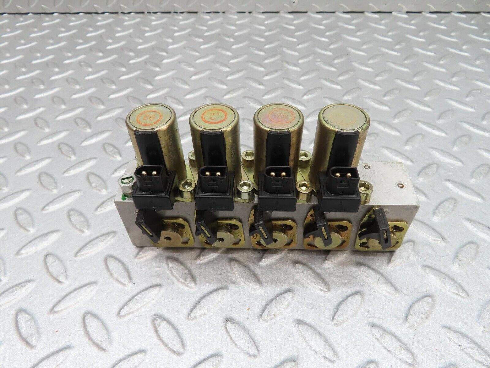 11962 Mercedes-Benz R129 300SL Coupe Left Roof Hydraulic Valve 1298000178