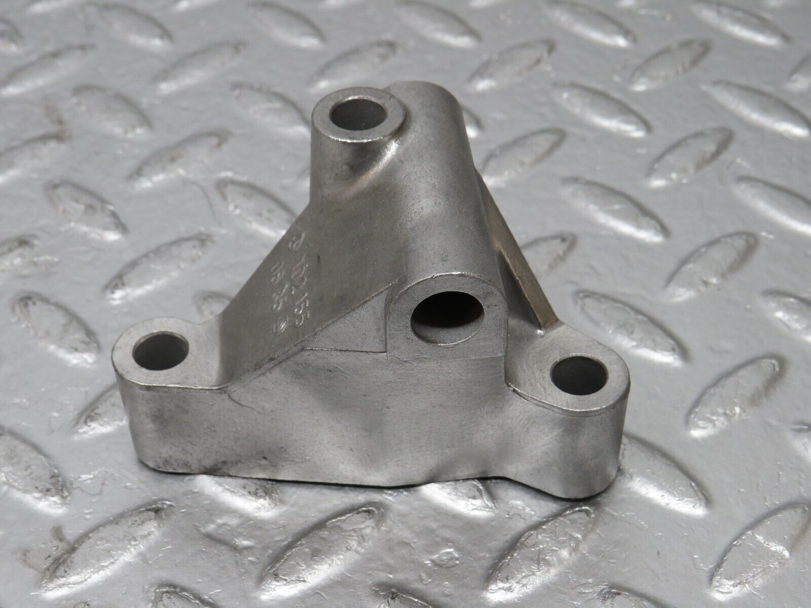 33738 Mercedes-Benz W201 190E 2.0L Alternator Generator Support 1021550835