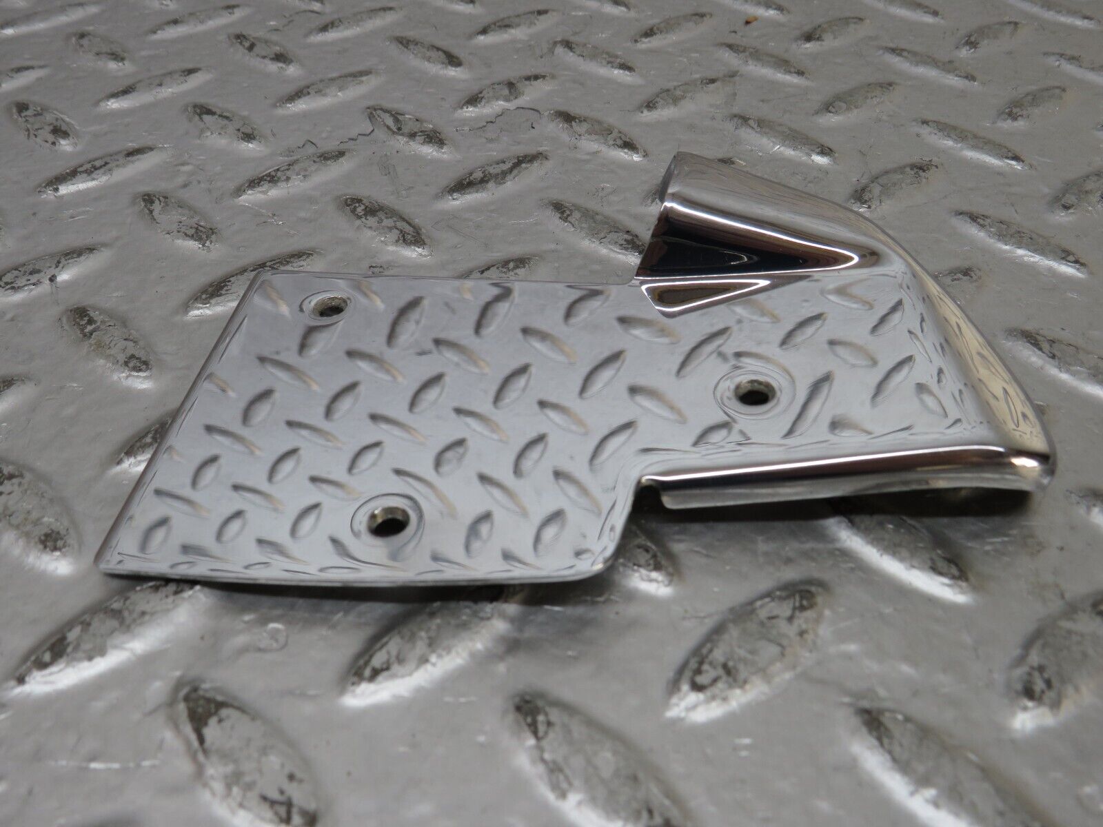 26491 Mercedes-Benz C124 220CE Coupe B Pillar Chrome Cover Plate Left Side