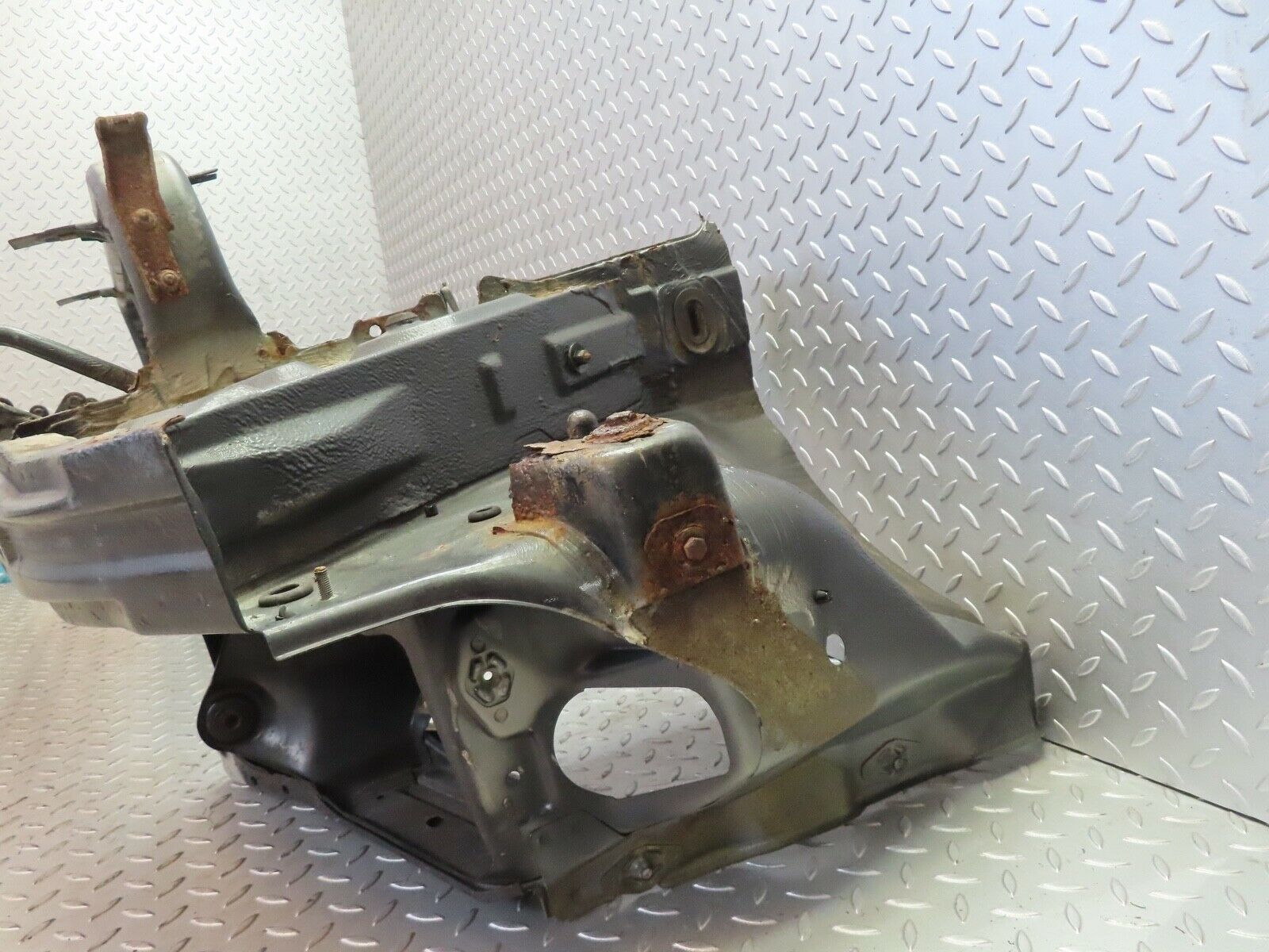 17413 Mercedes-Benz R129 300SL Coupe Front Panel