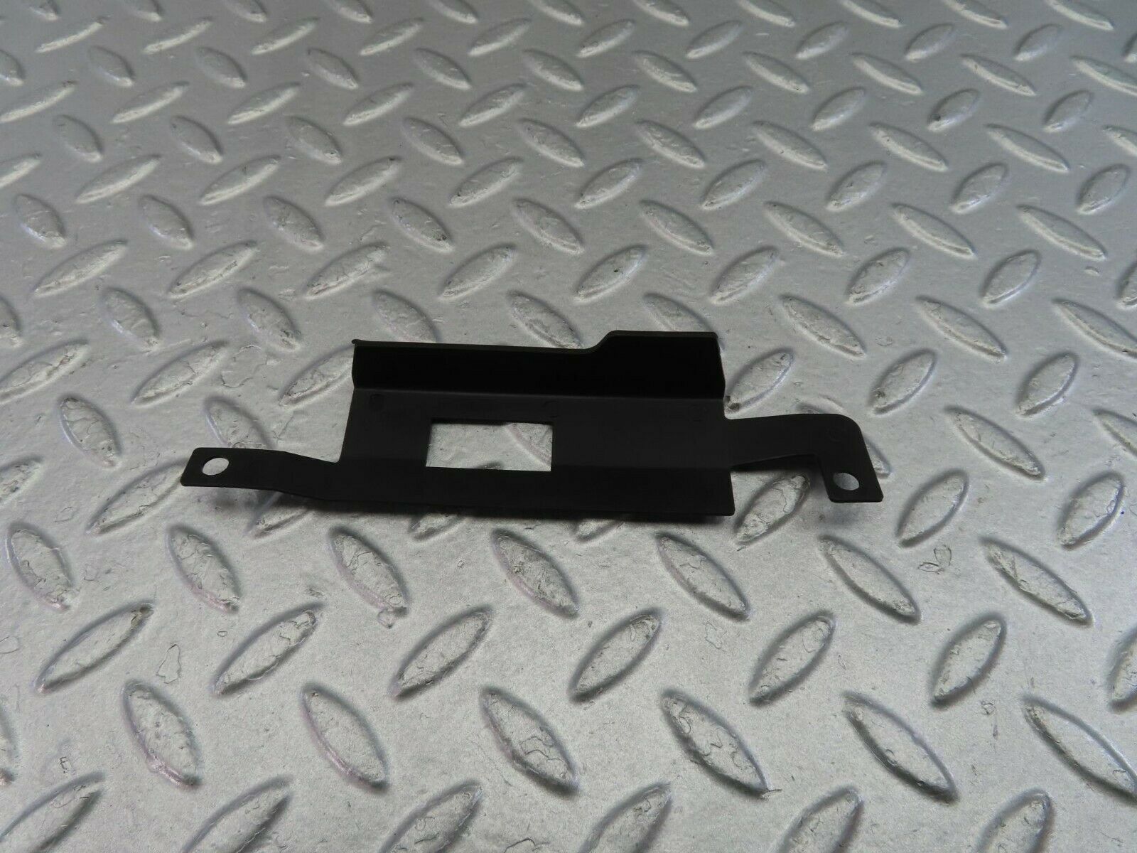 10033 Mercedes-Benz C123 230CE Coupe Heater Control Holder 1238330510