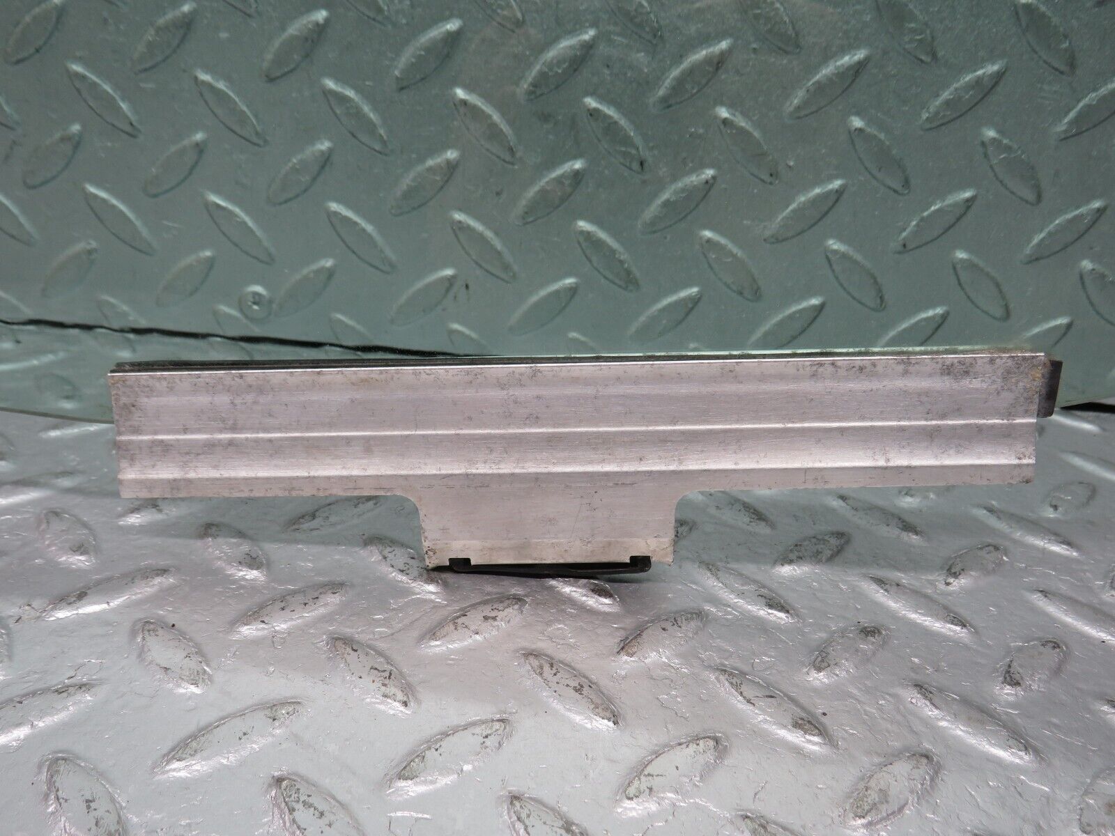 39071 Mercedes-Benz W201 190E 2.6L Rear Left Door Window Glass