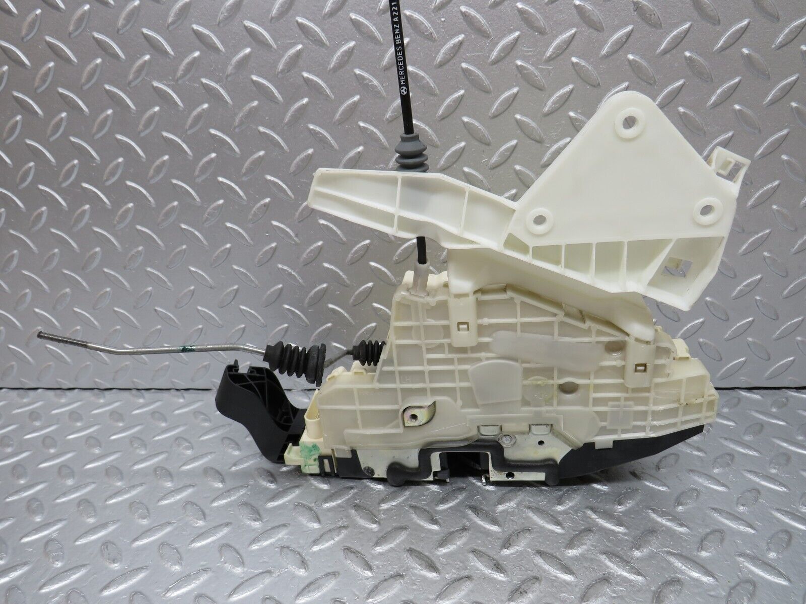 35237 Mercedes-Benz W221 Rear Left Door Lock Mechanism 2217302735
