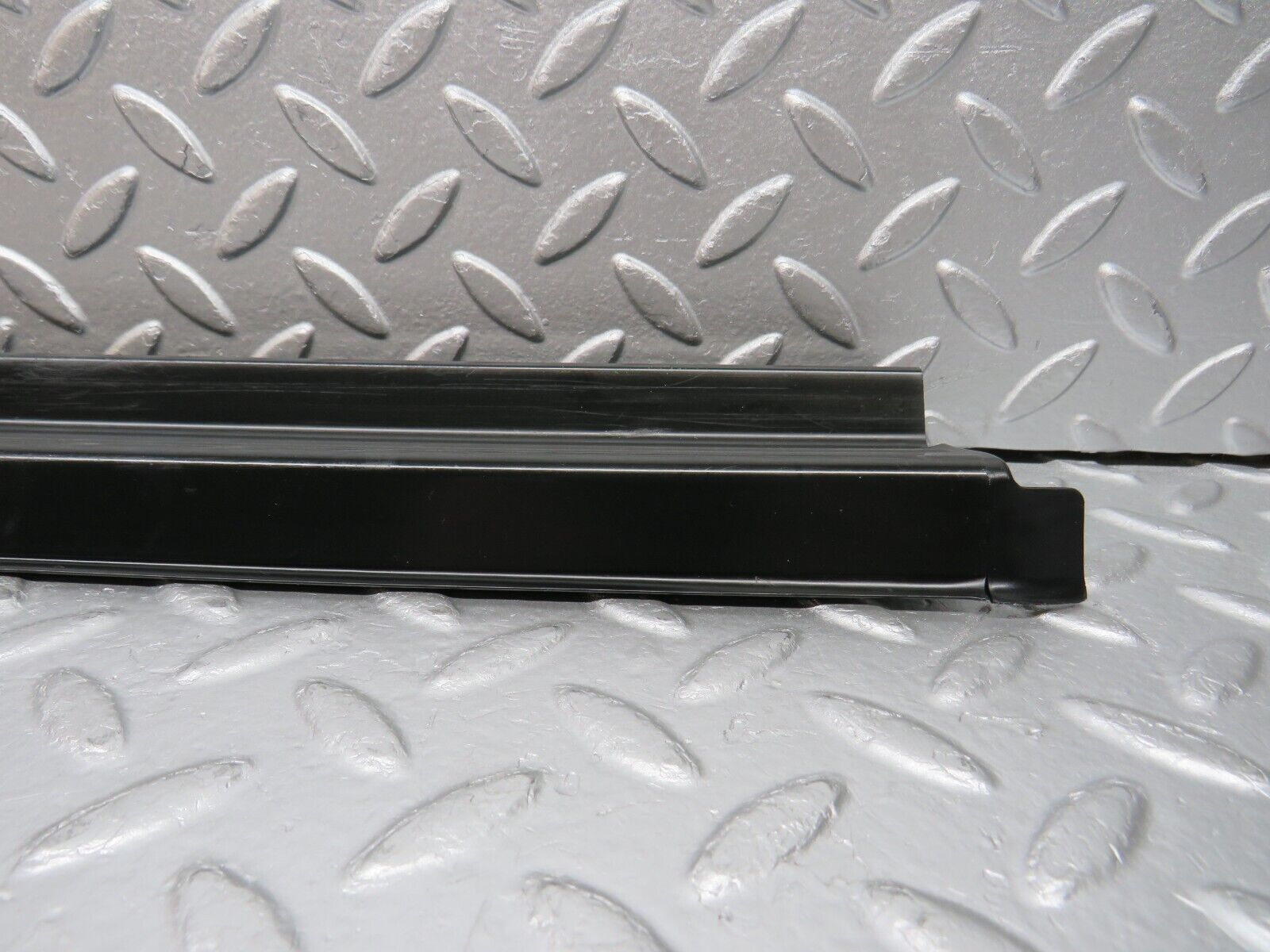 31678 Mercedes-Benz W201 190LE 1.8L Front Right Door Sill Trim Black