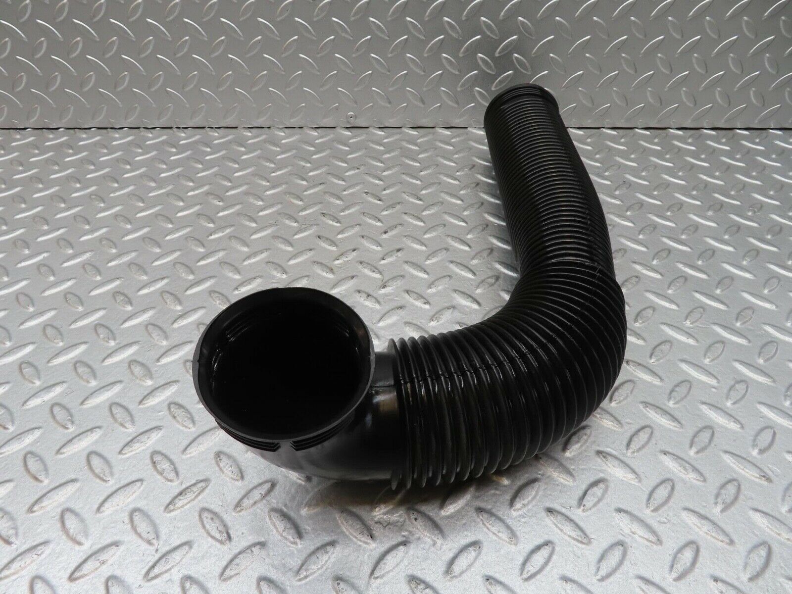 14268 Mercedes-Benz W116 350SE Air Duct Pipe Left Side