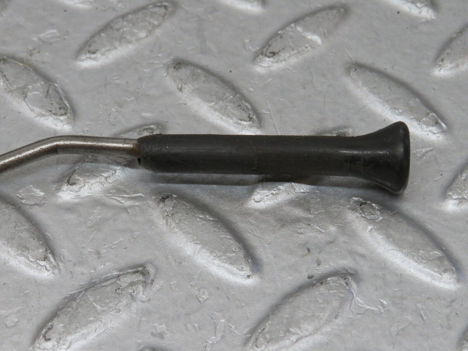 35747 Mercedes-Benz W108 Front Left Door Lock Knob