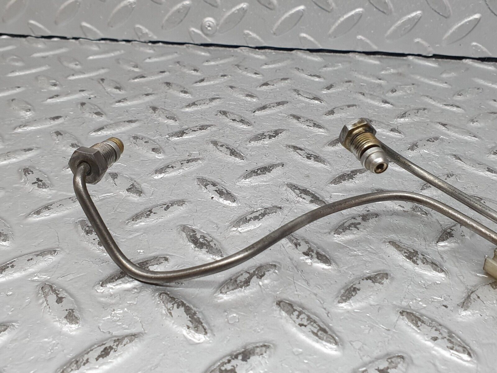 41248 Mercedes-Benz W126 300SE Fuel Line Hose Set